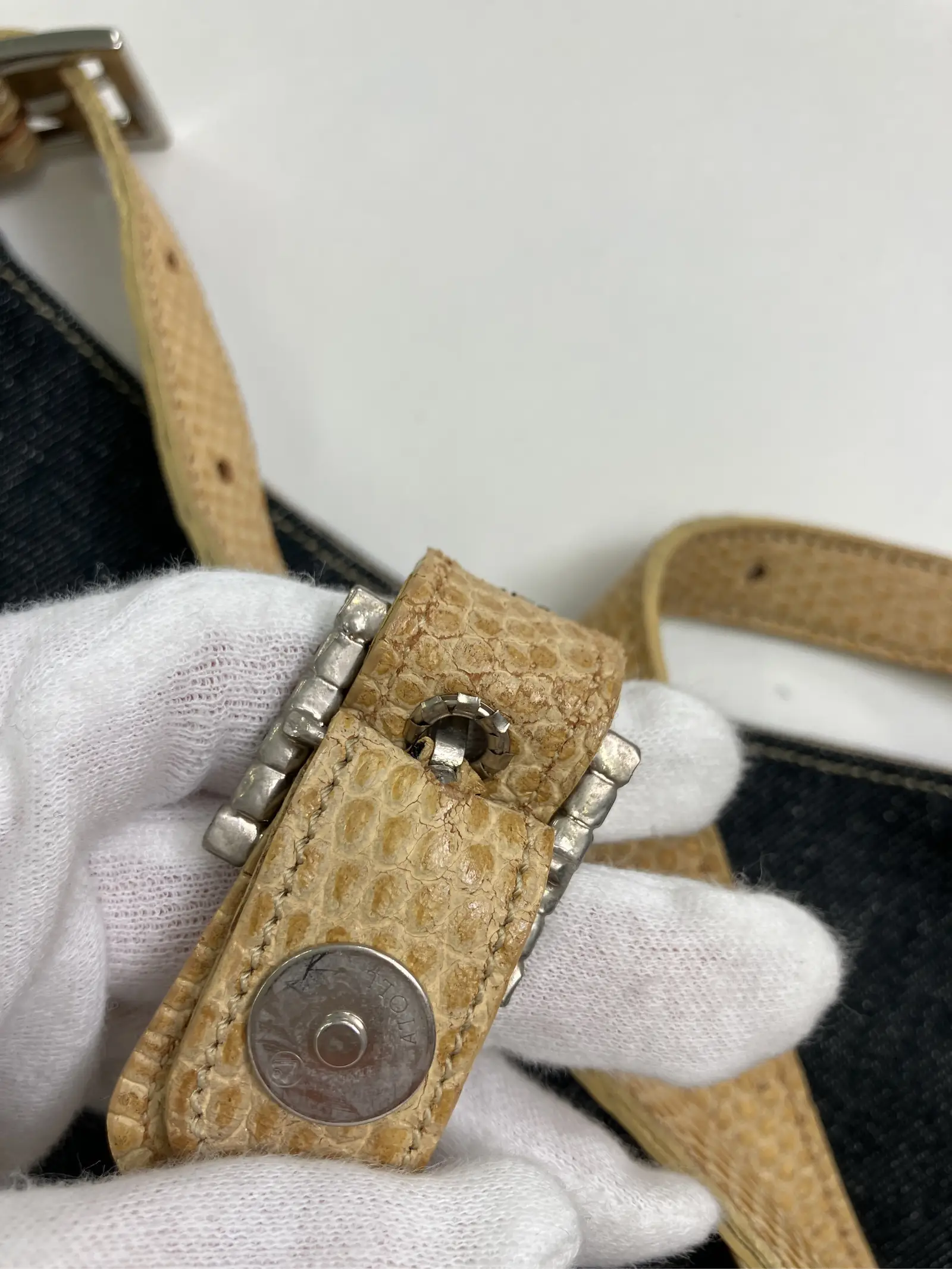 https://r2-worker.digdig.jp/product/e3c7fe0a-0ef7-4178-9ee3-f2b13833e3de/d9a86537-24ee-43fc-9ec4-39ed74f5e4f4