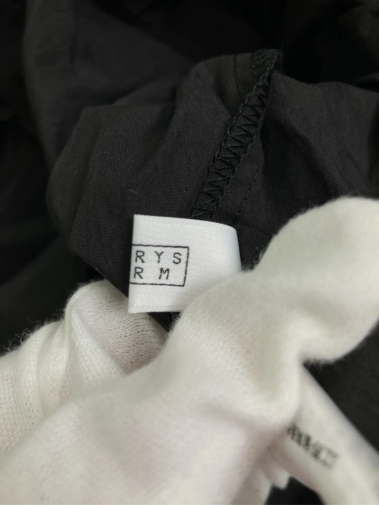 https://r2-worker.digdig.jp/product/e3d7d095-2b5d-4d3e-b19b-b3c8d618710a/832e4f78-53d6-47c2-a80c-3754496f4b3d
