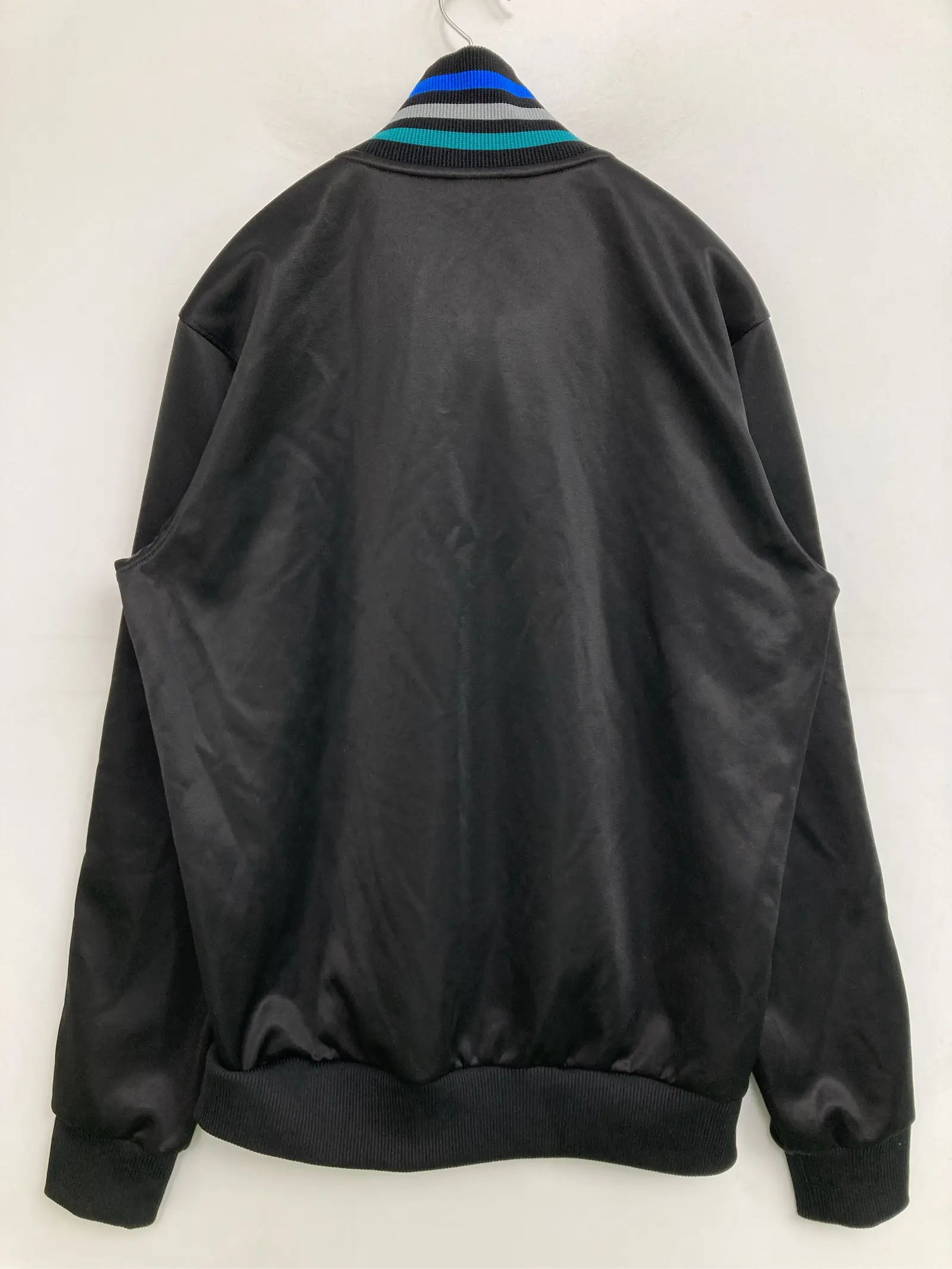 https://r2-worker.digdig.jp/product/e3dc2946-45bf-4b9f-bf80-92b1d9fa1000/98a5257f-10a8-48a4-acb7-9f494d019f3a