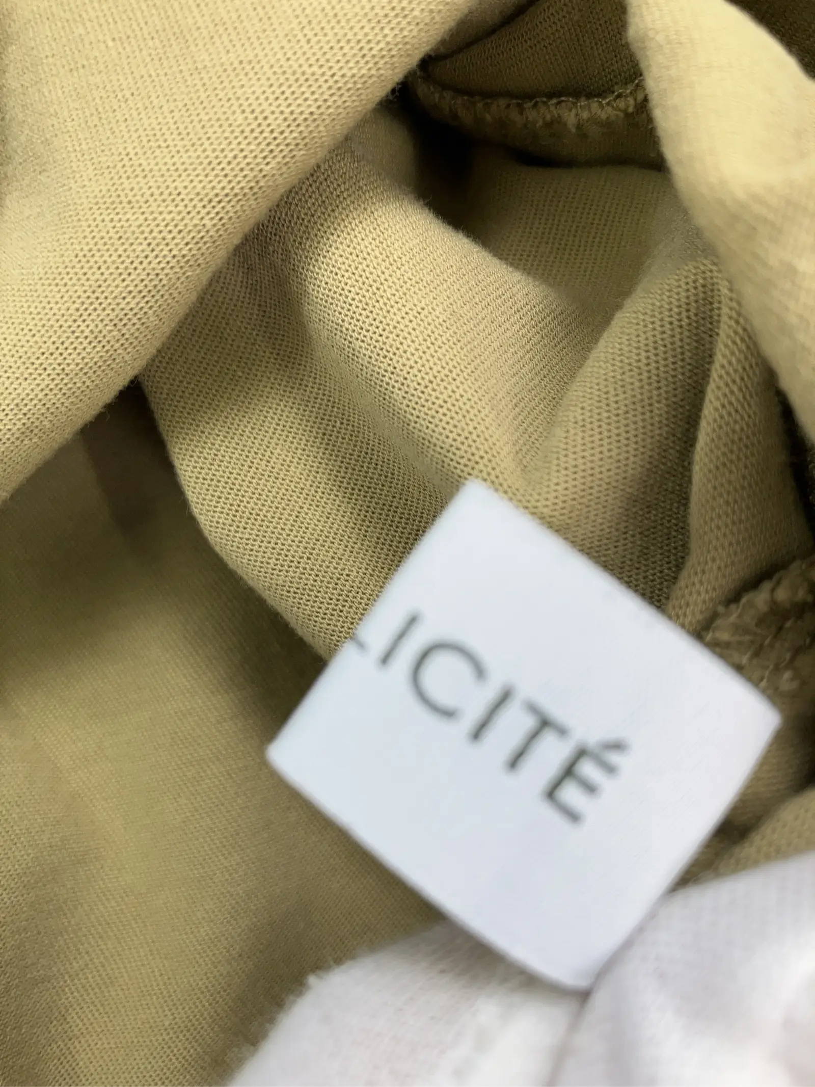 https://r2-worker.digdig.jp/product/e3ef9b3d-6cb6-4069-b700-cf2c531effbc/be6f0279-c806-4c34-84cd-4a88837a071a