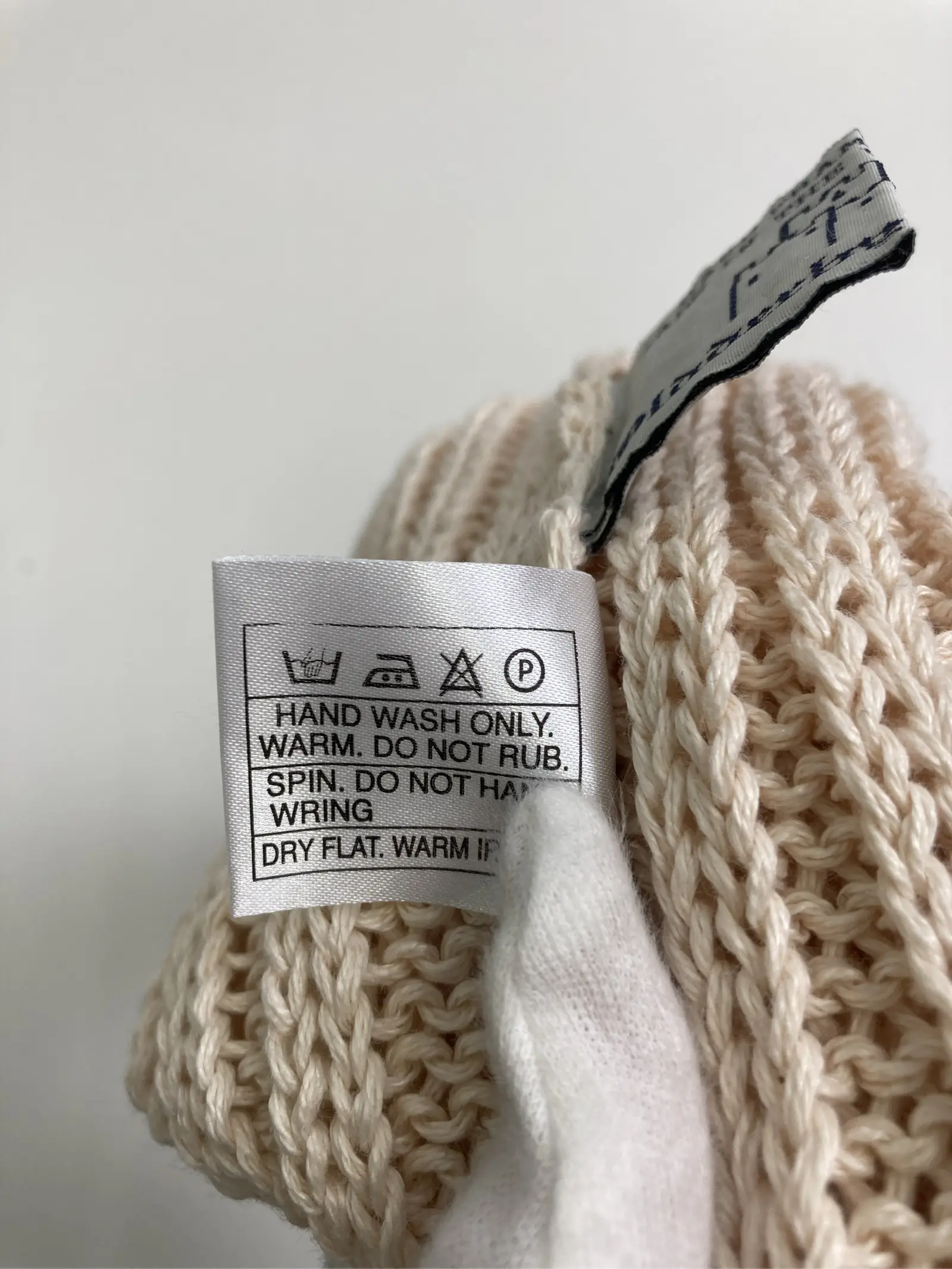 https://r2-worker.digdig.jp/product/e41db5c5-8c16-4f04-af19-dd6b87b136de/6c6acb9a-7df8-4ecf-9c45-df2497b1634f