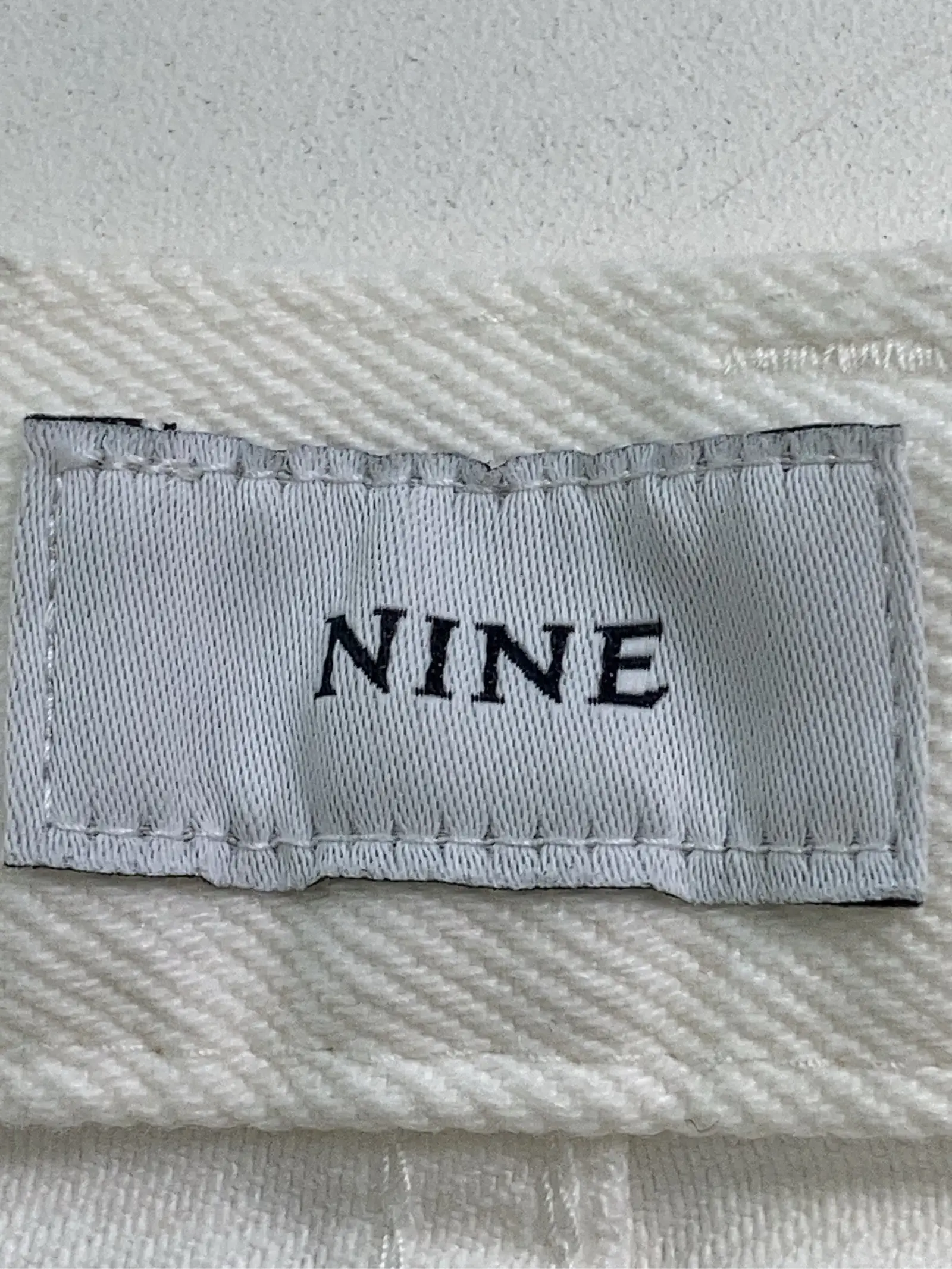 https://r2-worker.digdig.jp/product/e442ba6f-cb6a-428b-8a93-fac077241af3/6f25e6d3-71ce-4047-81db-1dad03f34c03