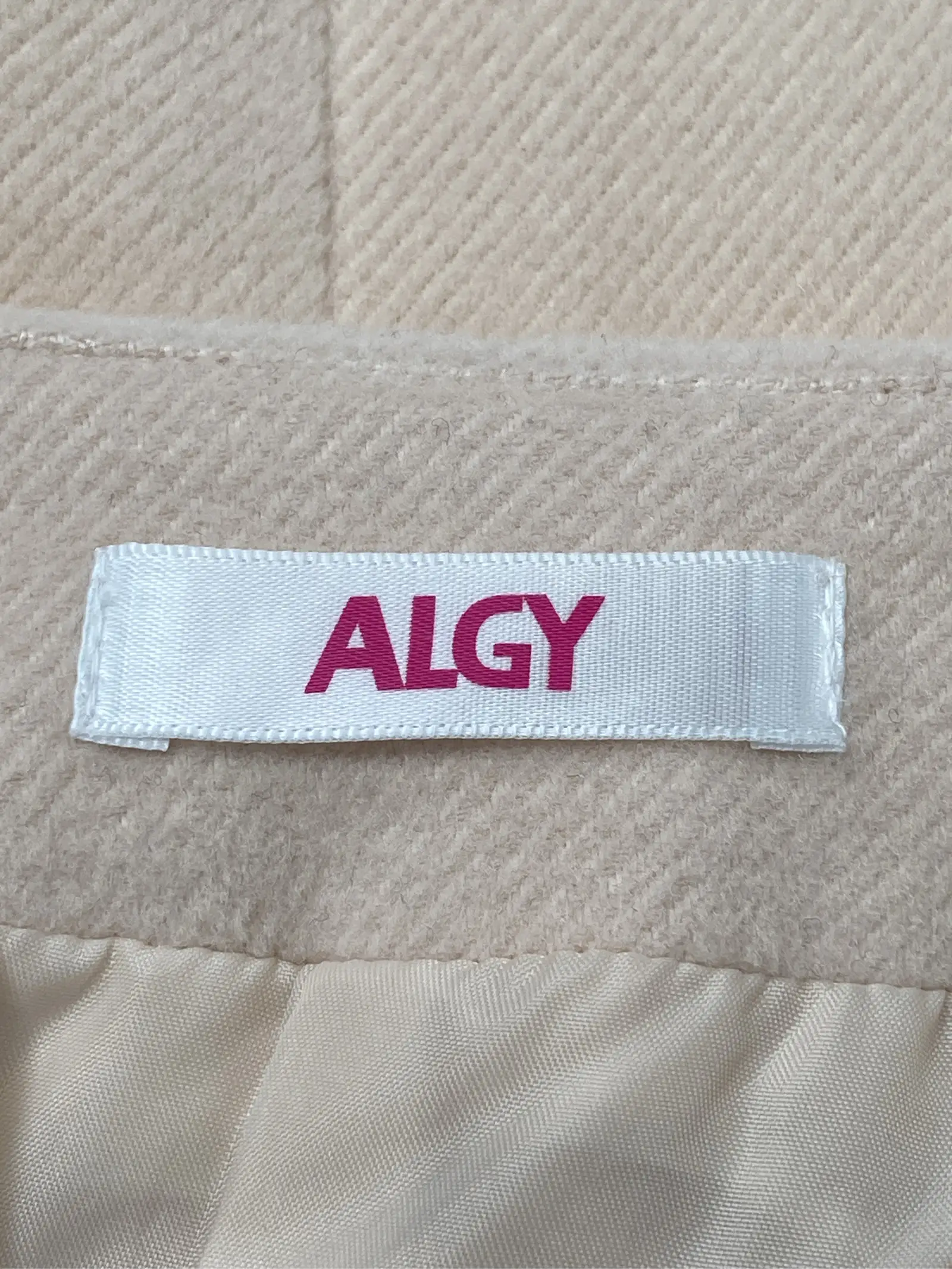 https://r2-worker.digdig.jp/product/e448ddb7-4f2f-4715-86c4-f355313505ea/c5567a95-1f54-472a-bc54-0e6fdb100a6e