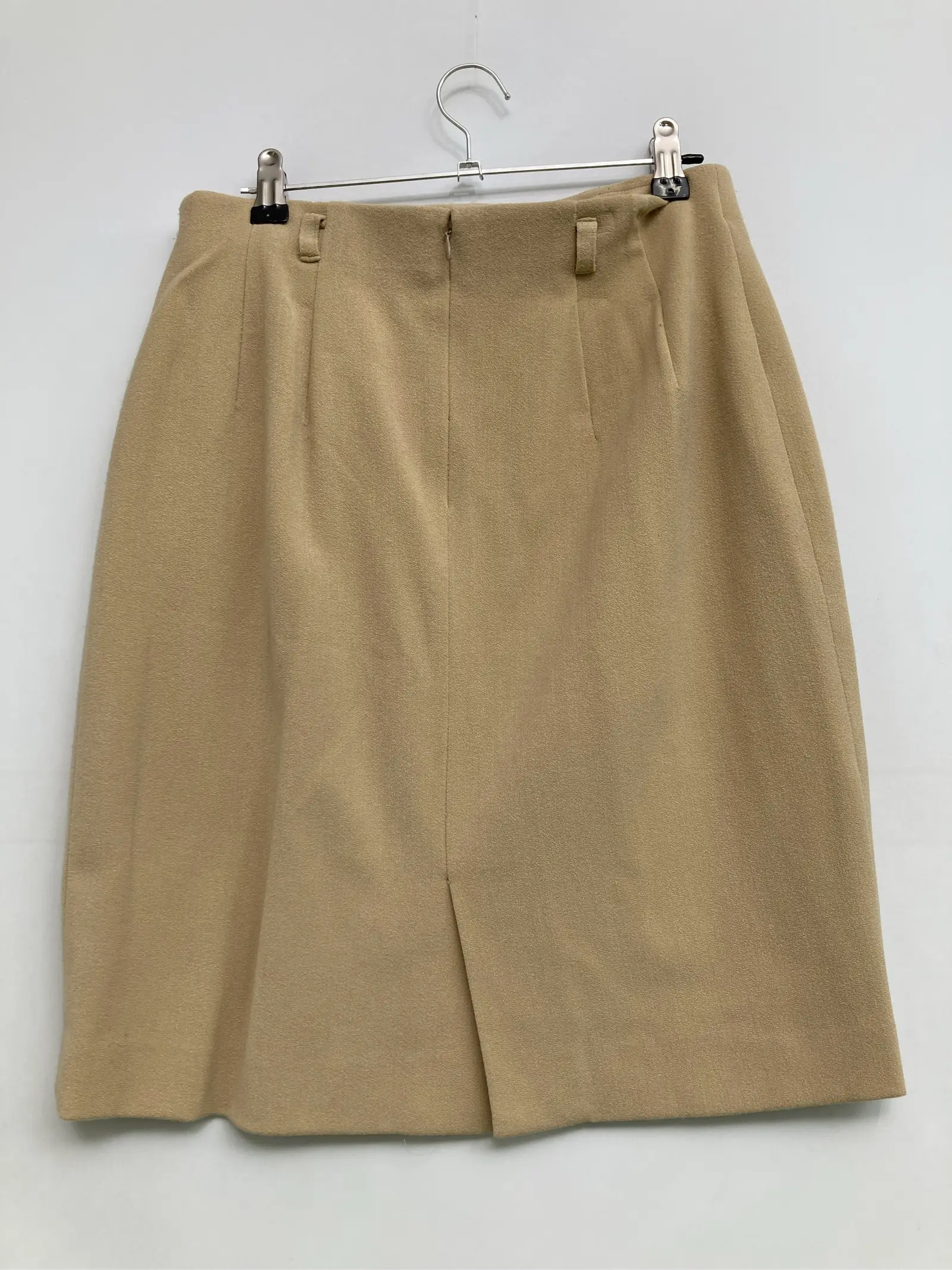 https://r2-worker.digdig.jp/product/e46995b3-5938-47e2-8dbd-e250981a0e37/6dc030be-fea5-45f4-ab79-cccbbef11cc0
