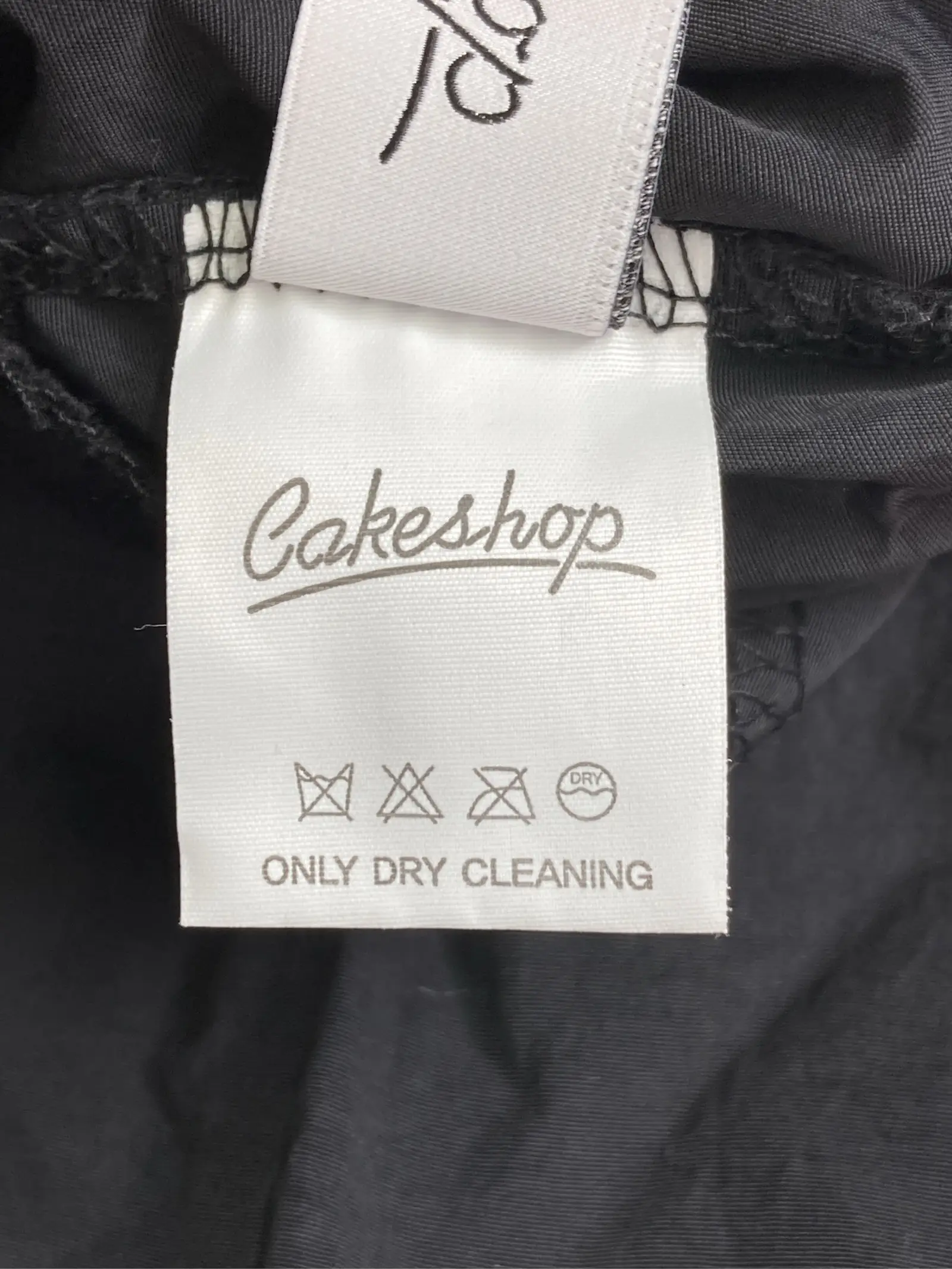 https://r2-worker.digdig.jp/product/e4aa91d6-11c4-45f2-b7a4-e783bf8f9b97/e72e851c-9472-440f-9e3a-4f72f8de9391