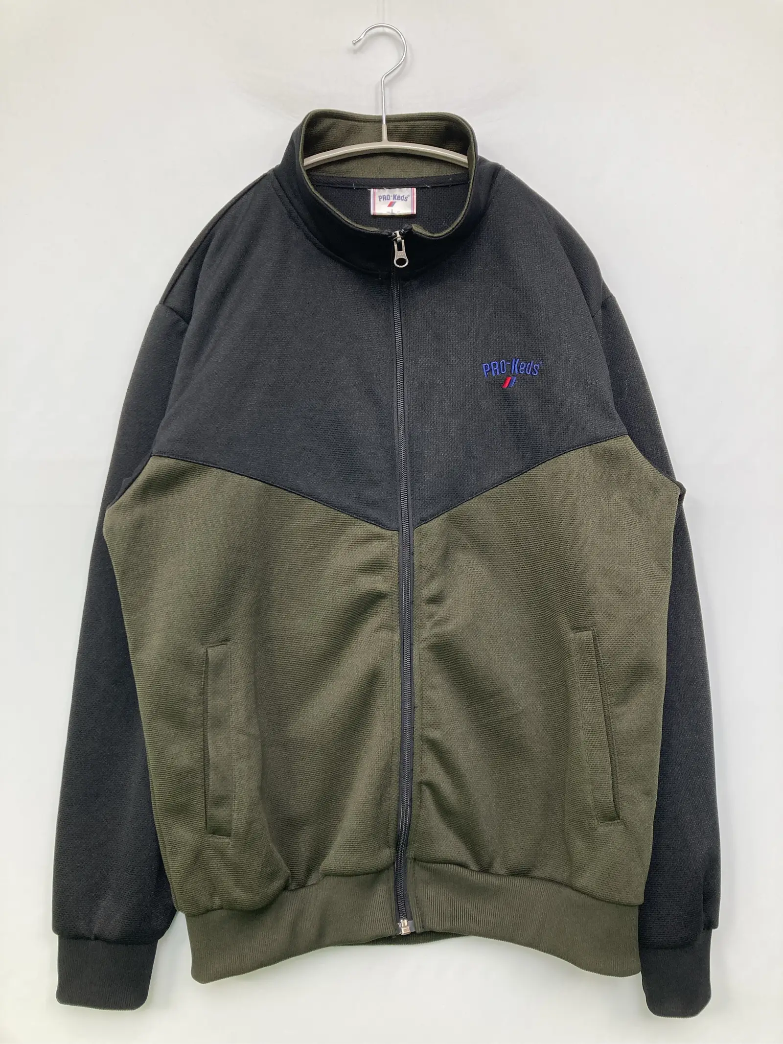 https://r2-worker.digdig.jp/product/e5a752b2-971e-47c5-9216-2559c5306418/6f96f8f2-8ead-4706-9a74-f683c5a66f14