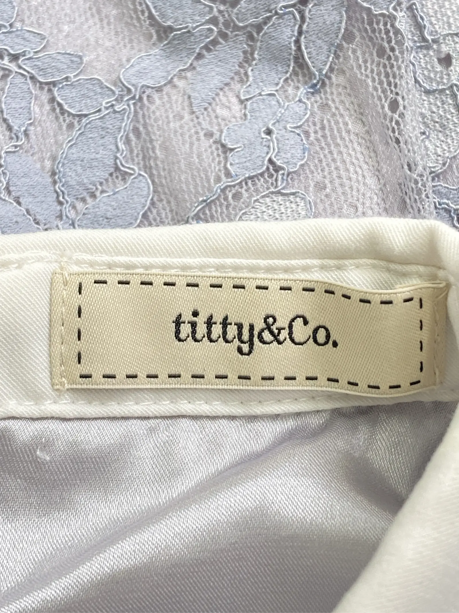 https://r2-worker.digdig.jp/product/e5c3c404-96b6-47d2-a0a9-936f87a8ef4e/bec2cf9d-a921-4b65-bd92-a53958dc5e24