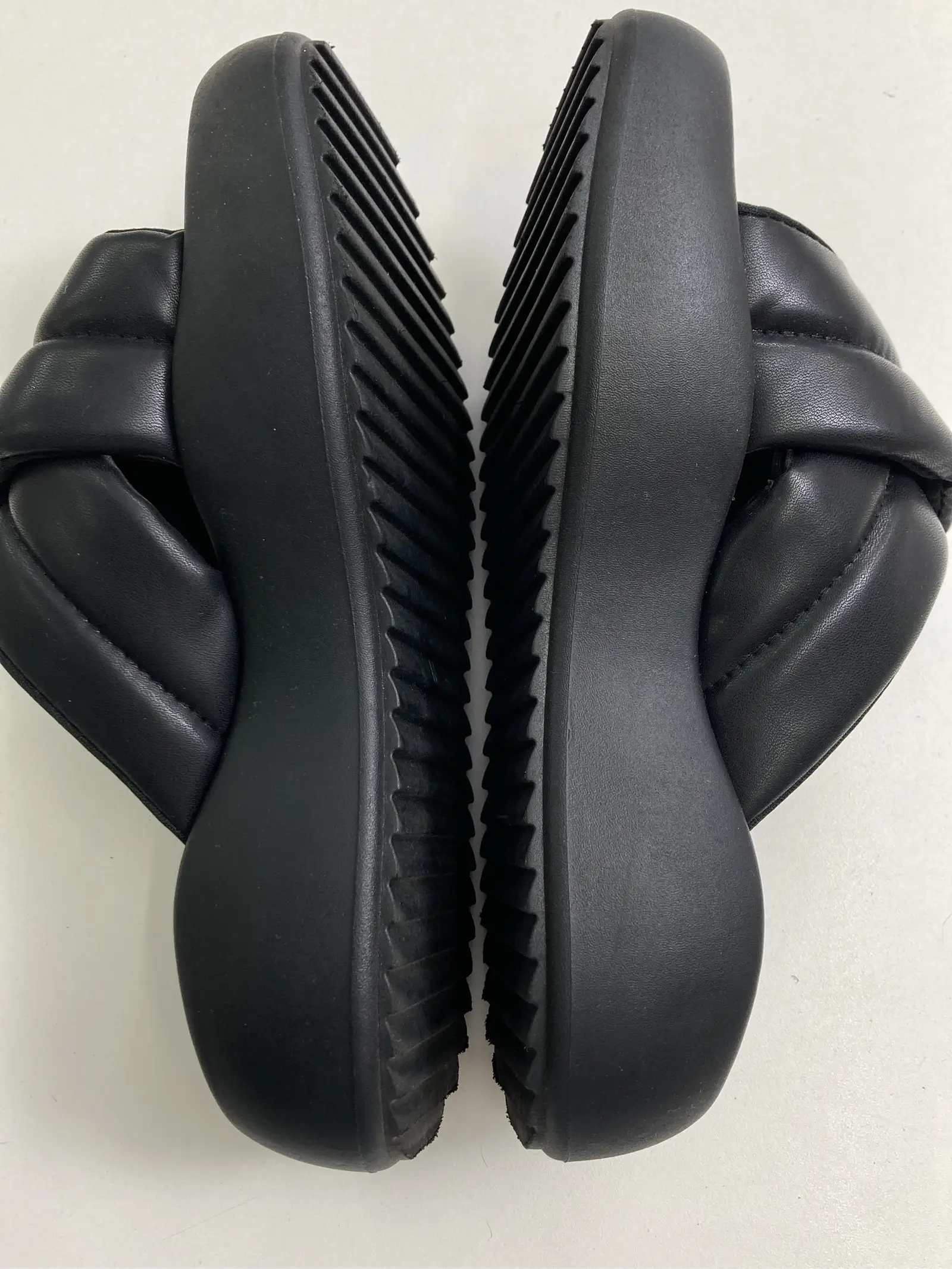 https://r2-worker.digdig.jp/product/e5e5fbae-35b6-47ce-b3bf-d38b40e6bacb/a8d42fba-94ee-4356-b161-ce4b3c530a9e