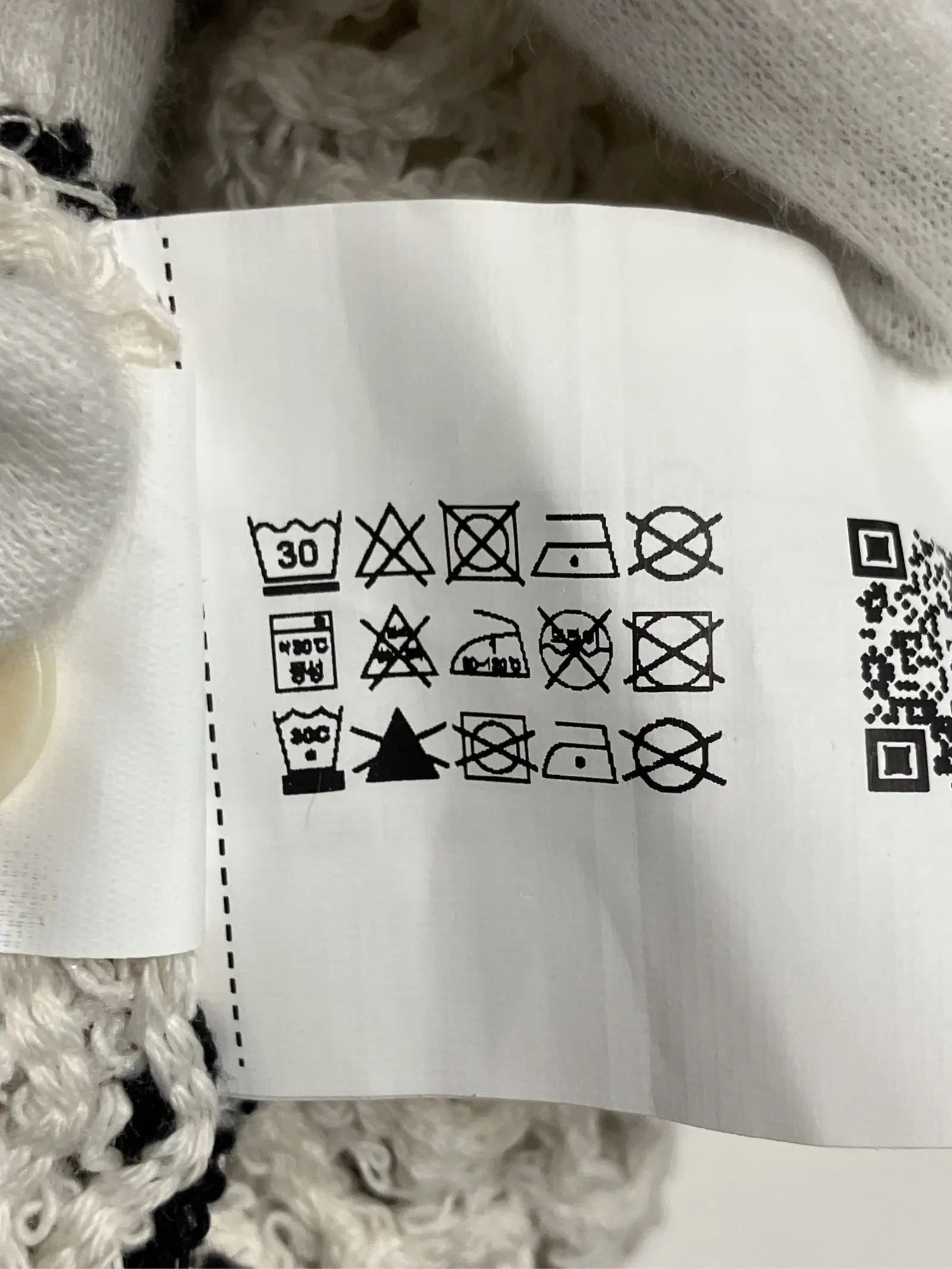 https://r2-worker.digdig.jp/product/e60d3b7c-0224-4d9b-9b6b-0af2e62343a9/a9719850-7ab3-4f14-8bfb-a0658fa8e7b7