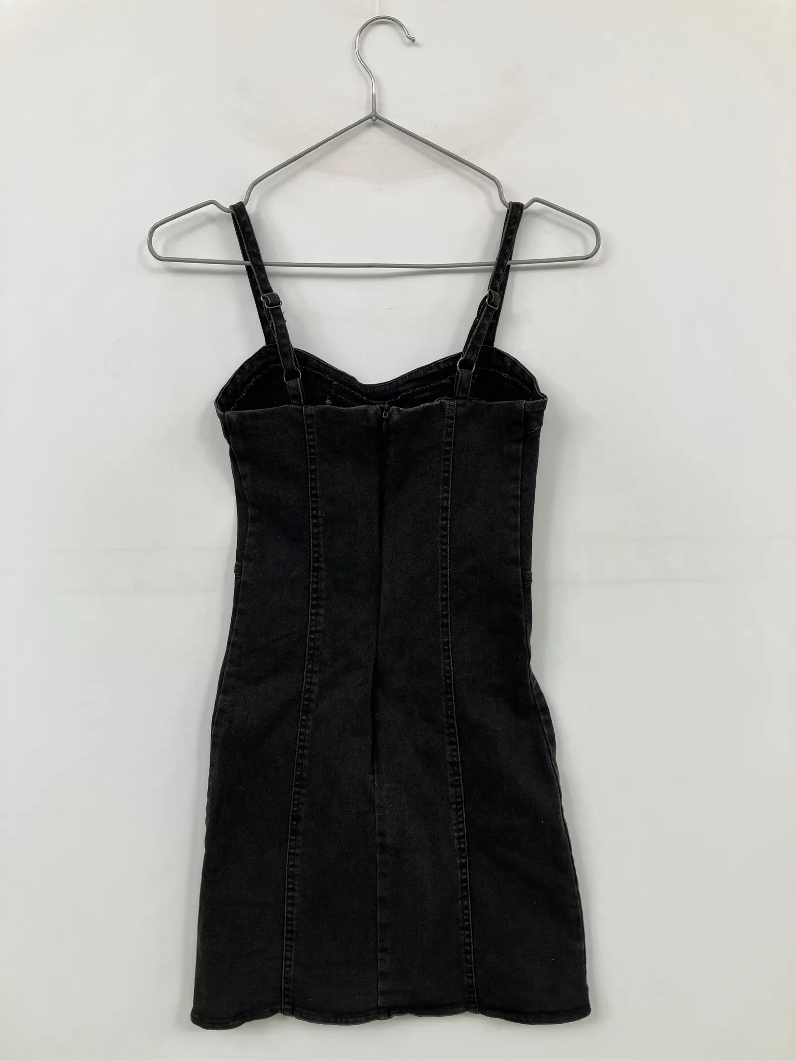 https://r2-worker.digdig.jp/product/e60eb1ec-f73b-4bca-9ce9-dd84c7ac14c6/48894ebc-a773-4f68-9a34-62c2f48bad86