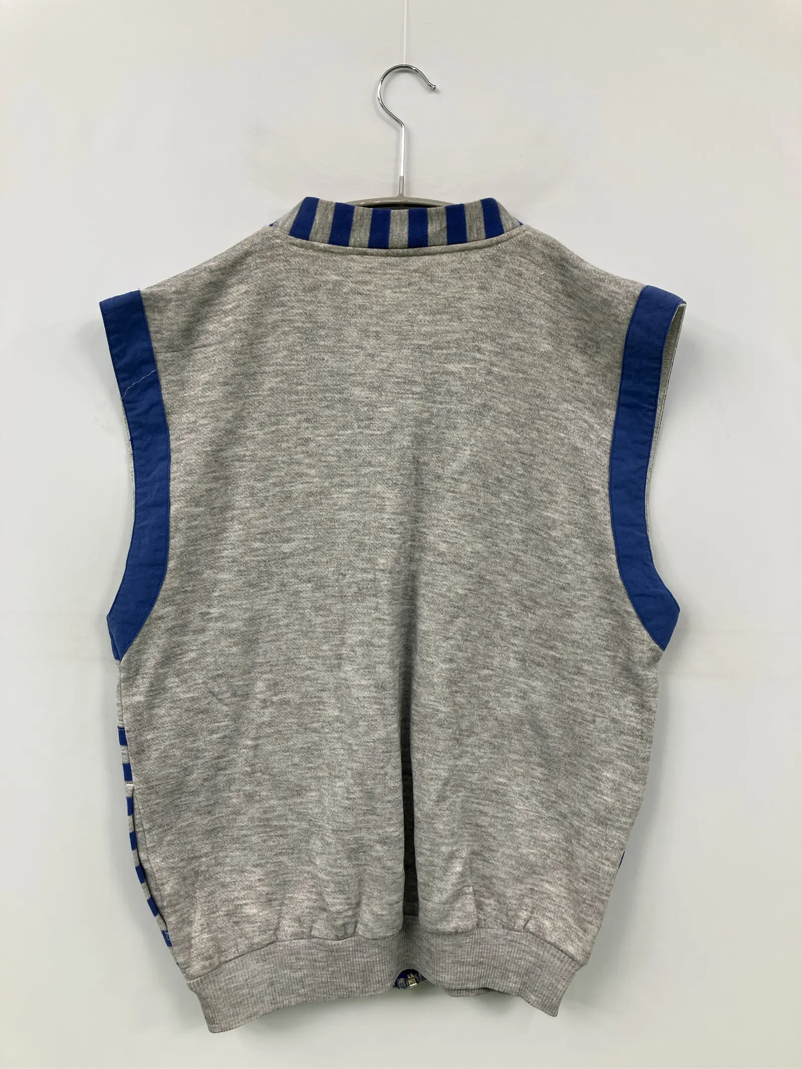 https://r2-worker.digdig.jp/product/e618494b-e6ce-4e3a-9b94-7bd96325ae35/06553858-ba05-4ea4-ba15-2c9805ec803f