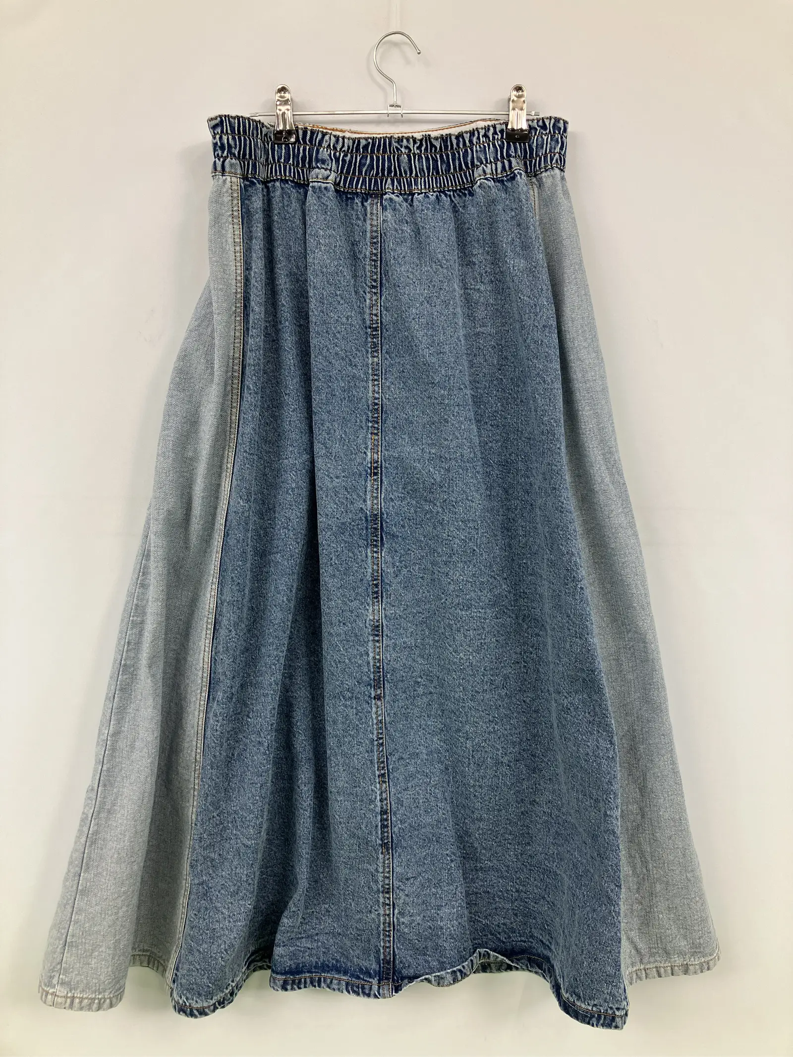https://r2-worker.digdig.jp/product/e618a526-83b1-4b27-b19c-3c8d572e7eb5/4ac300ca-61b1-4c18-9859-602b5015cce5