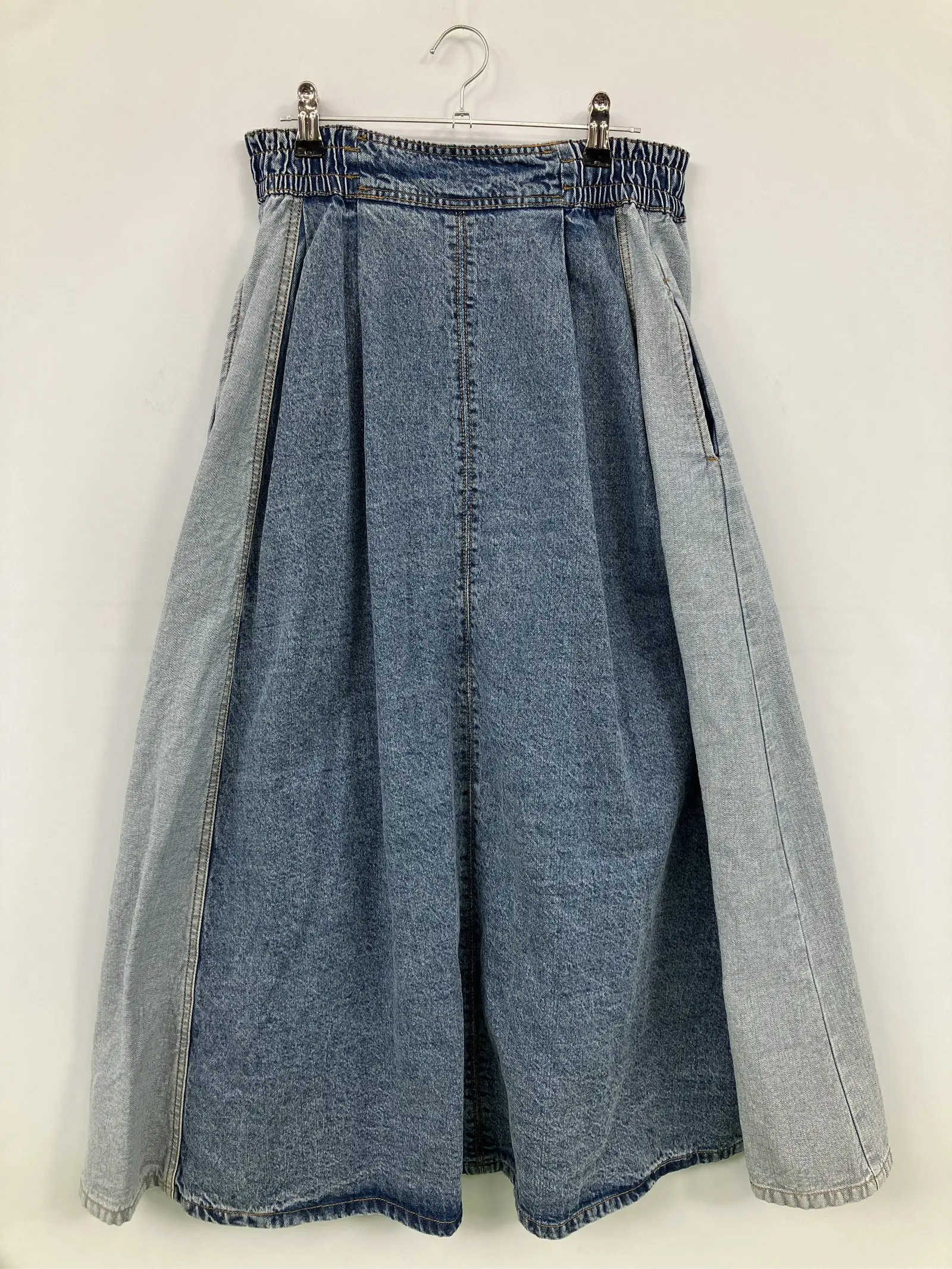 https://r2-worker.digdig.jp/product/e618a526-83b1-4b27-b19c-3c8d572e7eb5/c2843037-207e-452d-8e48-77f4b86394fd