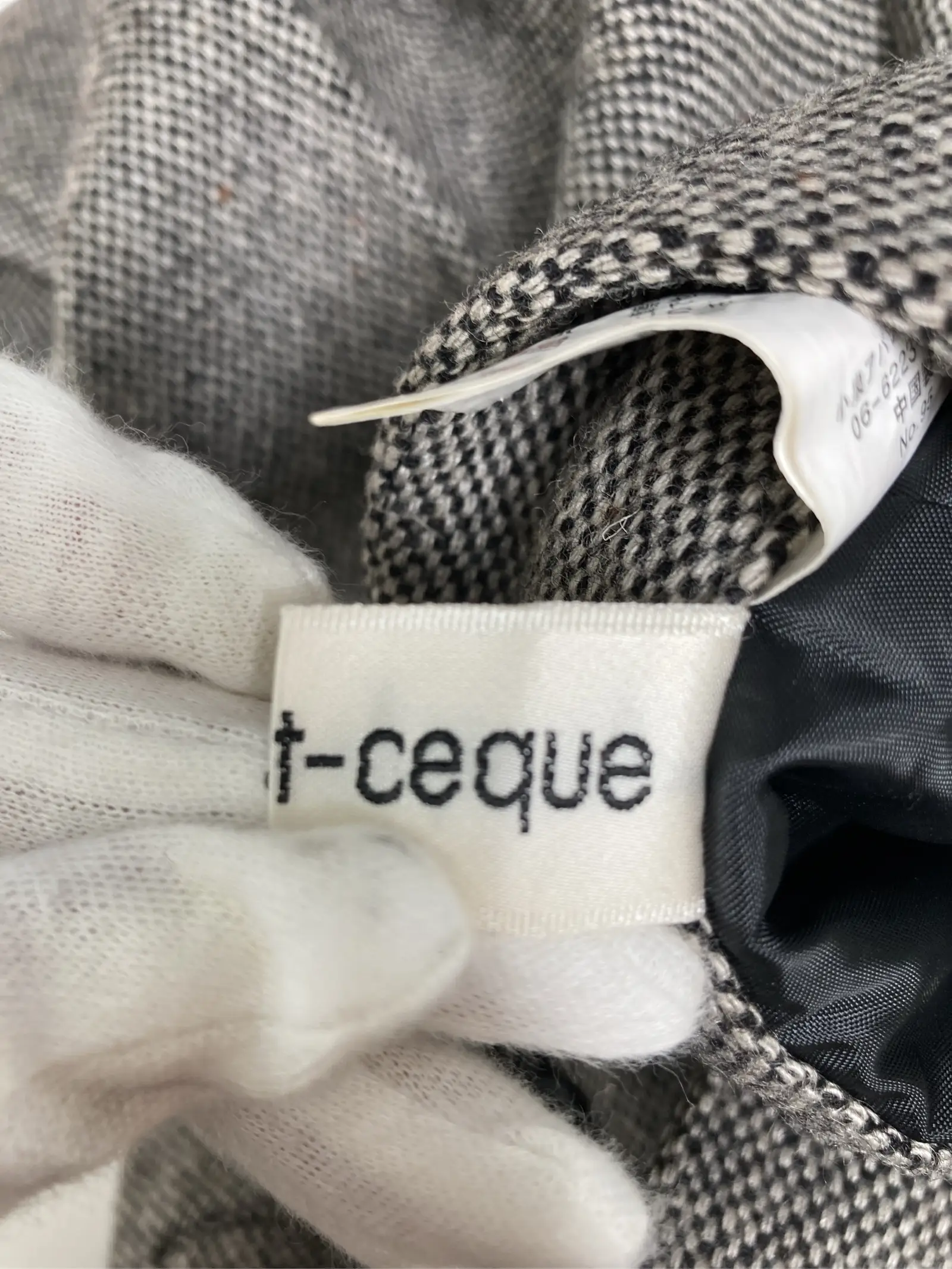 https://r2-worker.digdig.jp/product/e6506fec-16e0-4774-b7c1-b2a3561565b4/f3f4db37-1606-4653-bc2d-18f990f529dd