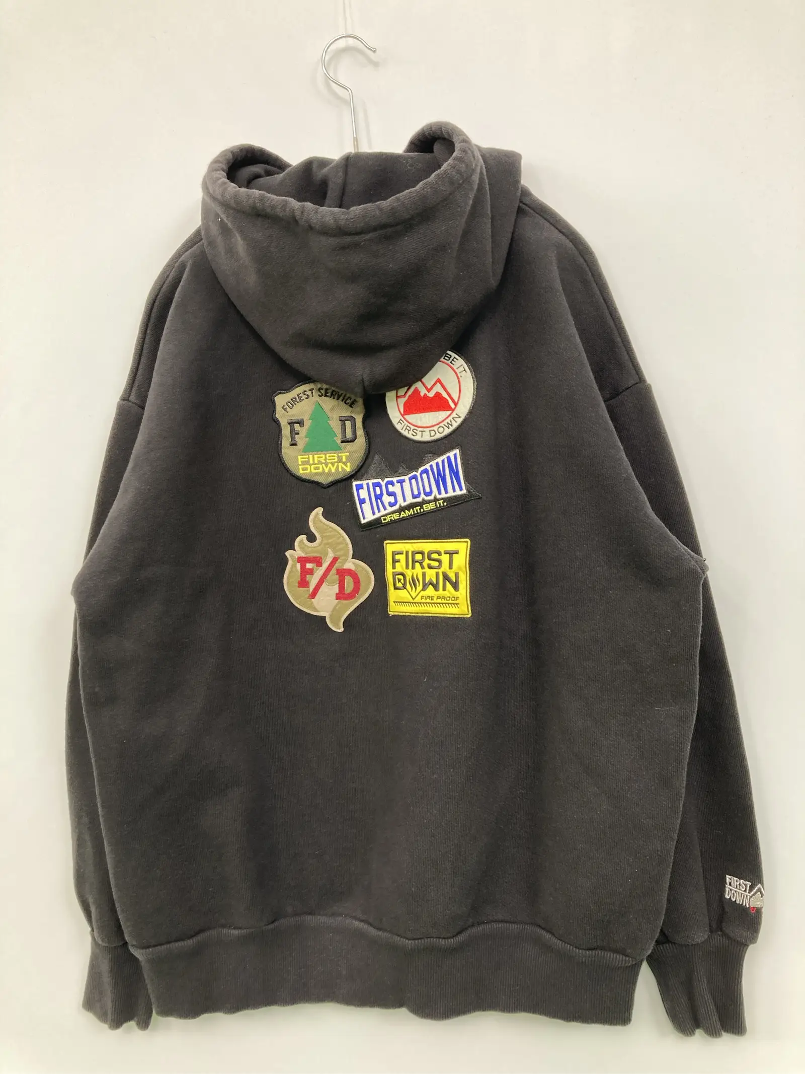 https://r2-worker.digdig.jp/product/e69680c1-4544-4a7a-b62c-7dcd167ad2c3/3266a38e-8508-4695-9b09-bfc3de4923ea