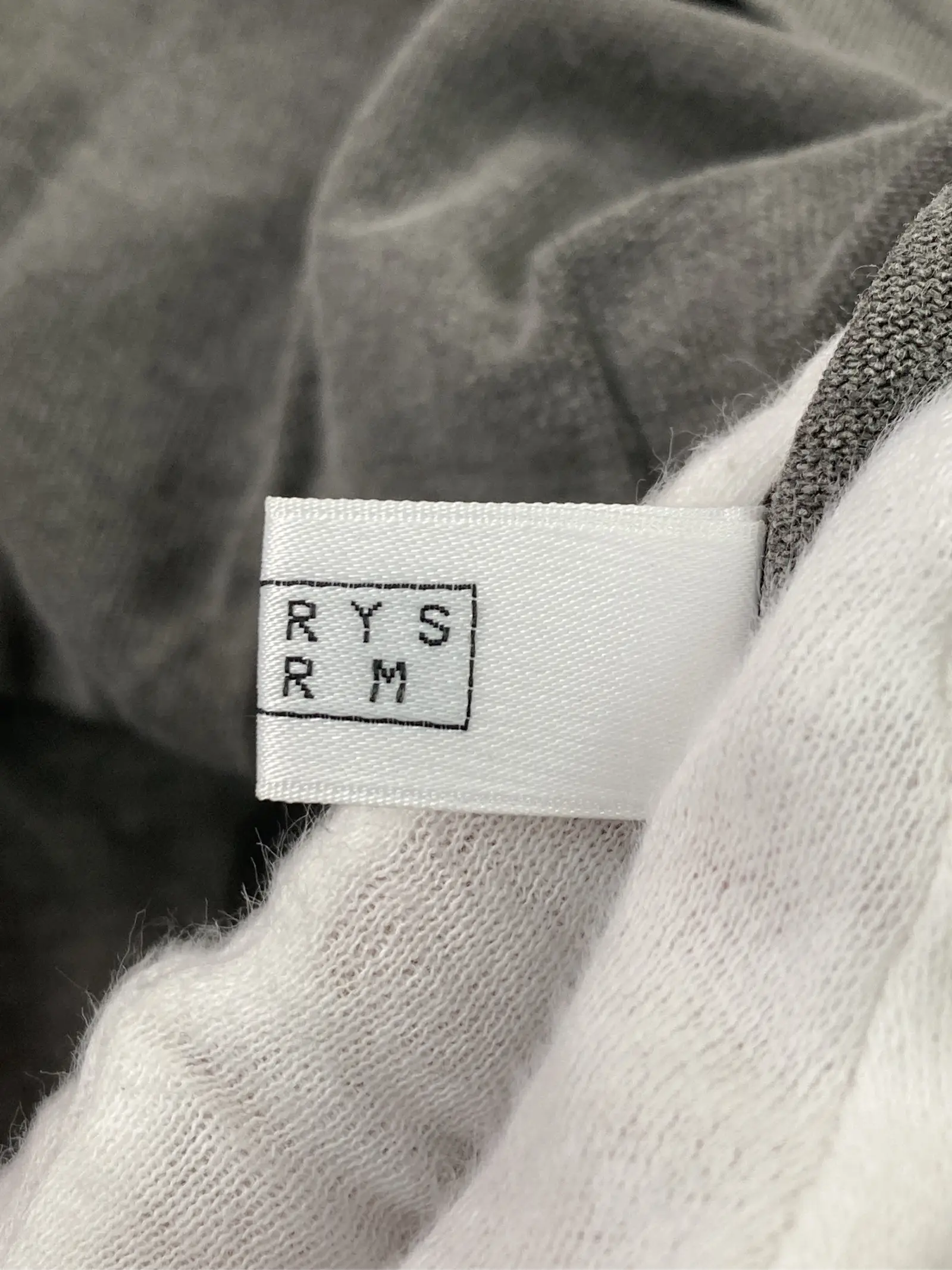 https://r2-worker.digdig.jp/product/e6ed1853-e76e-411d-aed5-e3ba5ad45d0c/b9b3f5c8-e7dd-4fee-adfd-72c29cf30af4