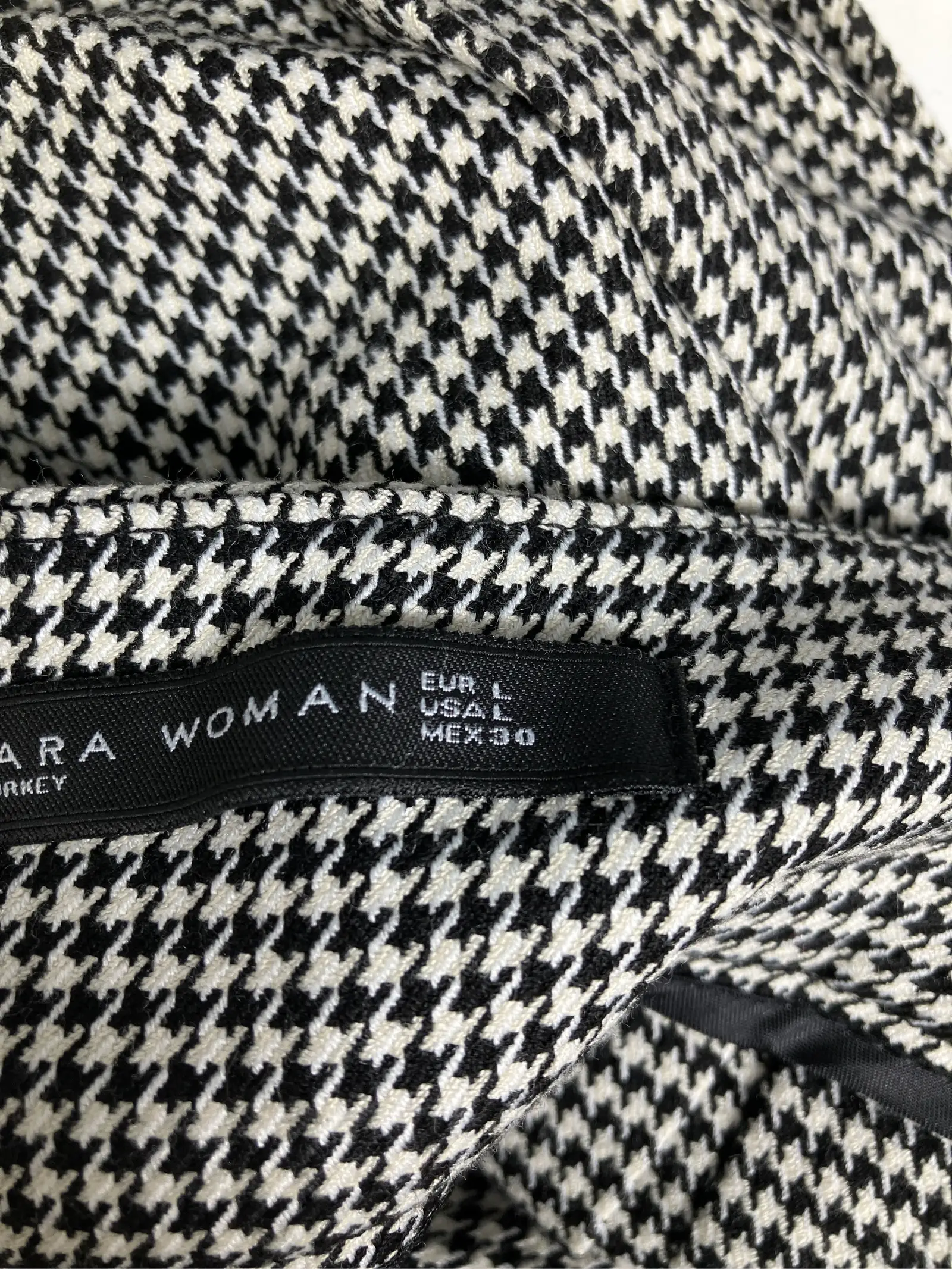 https://r2-worker.digdig.jp/product/e6f7b405-3c86-44aa-849b-0a3309025552/31285c45-62ae-41ba-975b-d0cd3ab768ac