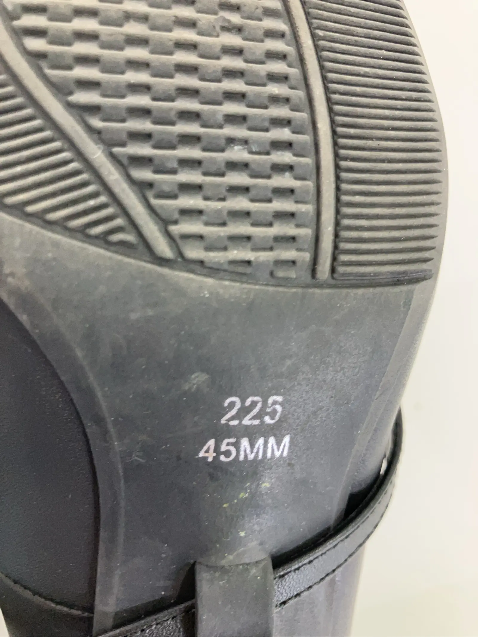 https://r2-worker.digdig.jp/product/e7314a0f-c382-40ce-8877-a0c99994f703/cd276a68-d60e-491b-aa13-7fc406679464