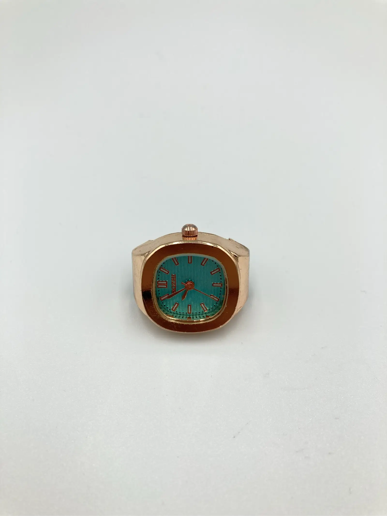 https://r2-worker.digdig.jp/product/e79adf3e-f915-4a1f-8aa5-8cf4c0ee7ca6/beec88f7-0d7e-4a7a-8f20-47690c66995b