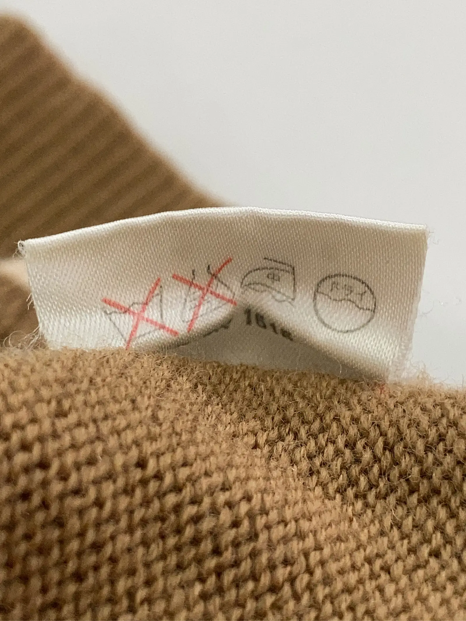 https://r2-worker.digdig.jp/product/e7a0069a-73fd-45b7-ba24-d91ccd4bd2f8/594ac731-875d-4def-8d13-138325bf463f
