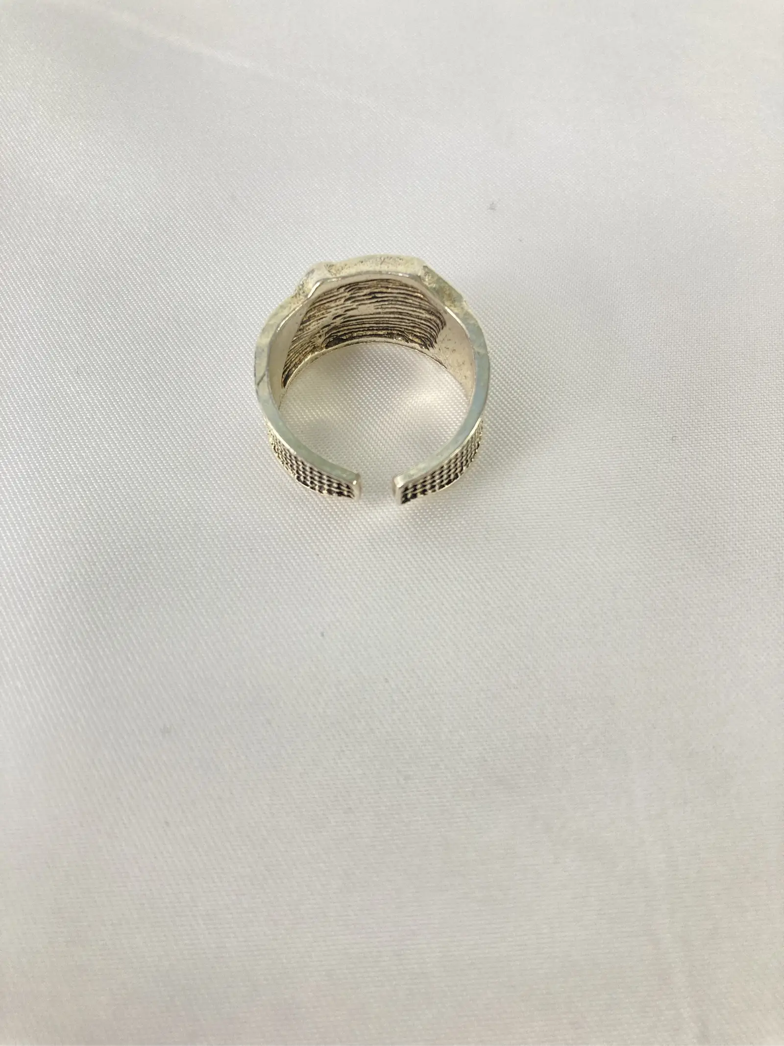 https://r2-worker.digdig.jp/product/e7a6e79a-3dc8-4146-bb09-5756cc75bdf0/55107564-df03-40ce-b1d0-af8ae0fb4f90