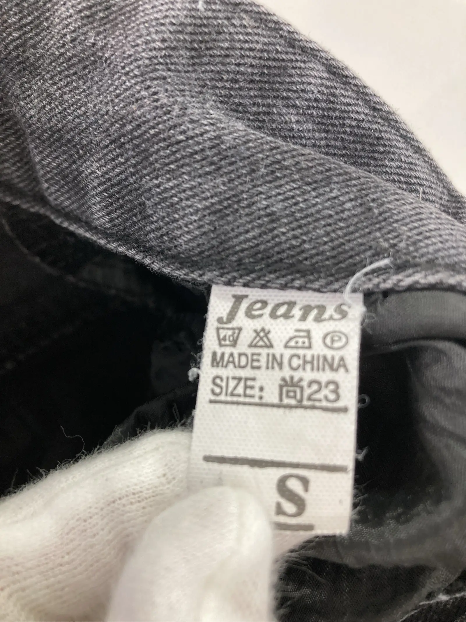 https://r2-worker.digdig.jp/product/e7b824f6-6f56-4c7d-b7c6-bd5256b286f8/4f87b5b5-d11e-4fb9-9752-25d145c41750