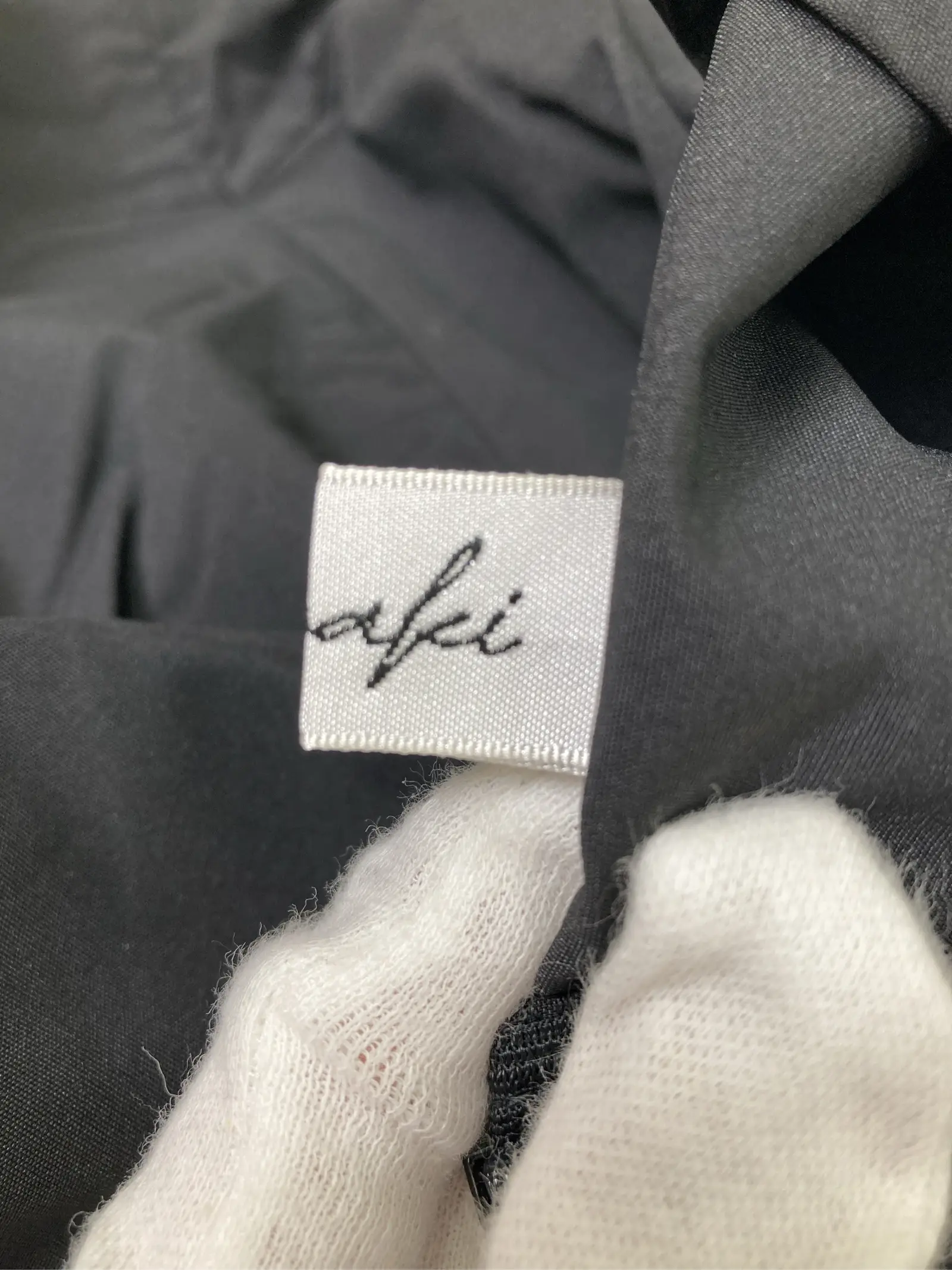 https://r2-worker.digdig.jp/product/e7e4a66f-f390-42c9-812f-4393b58d9a1e/ff4d0b9d-48b2-49dd-8f4c-60aac3ac0479