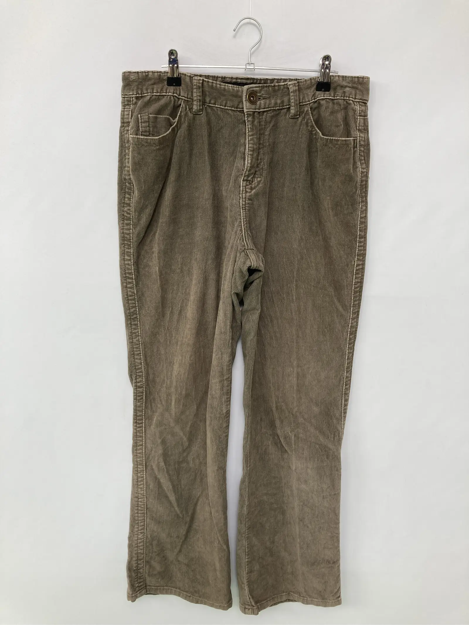 https://r2-worker.digdig.jp/product/e7fcd450-4a17-4c5a-89e6-905f0a45ce57/3d5bb352-9c8a-438a-a837-7415d0069c3f