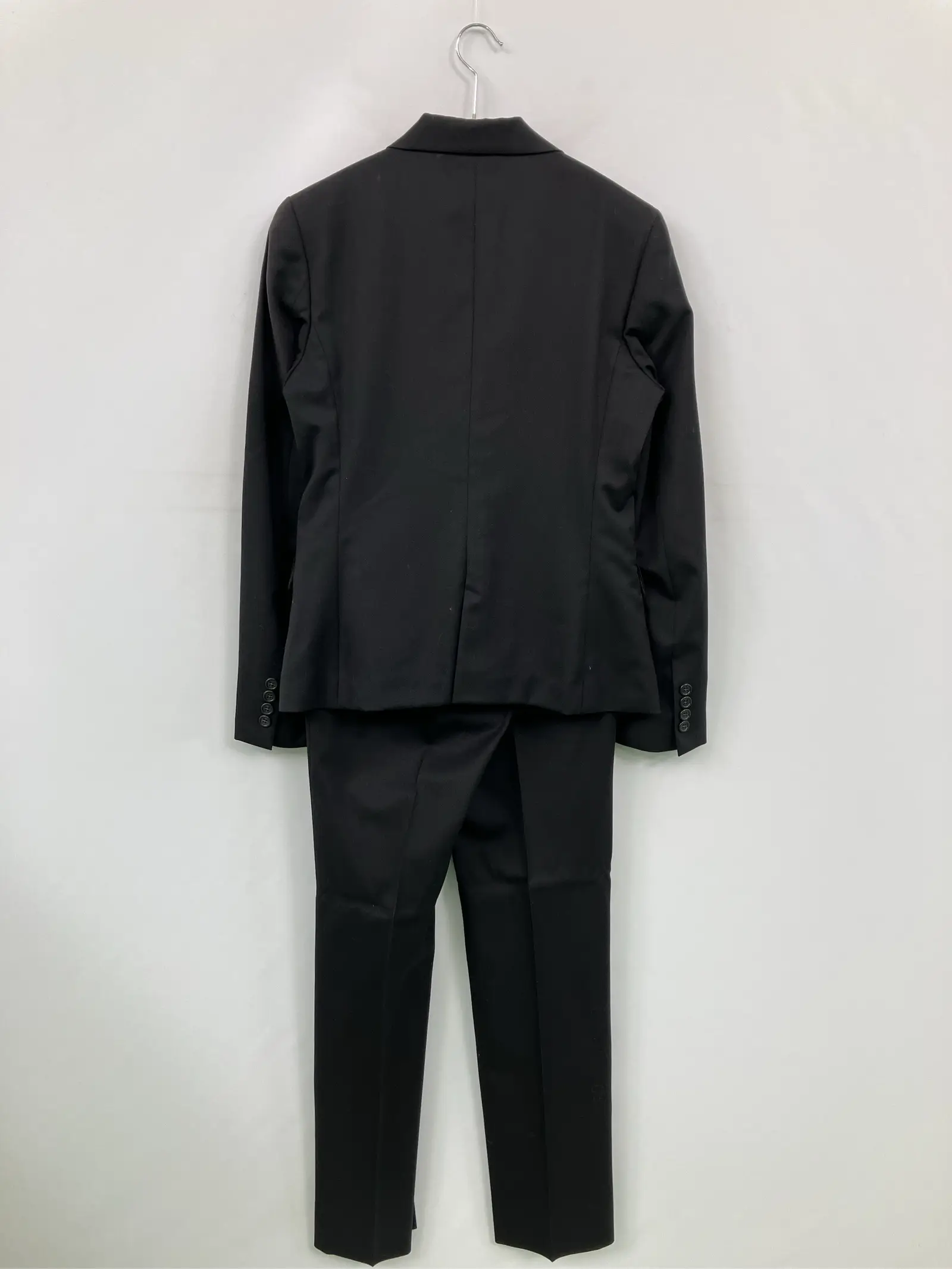 https://r2-worker.digdig.jp/product/e8086f83-4f67-46c4-b62f-5af045271b0c/b2b633fd-c588-4b63-a972-0d796e4e6283