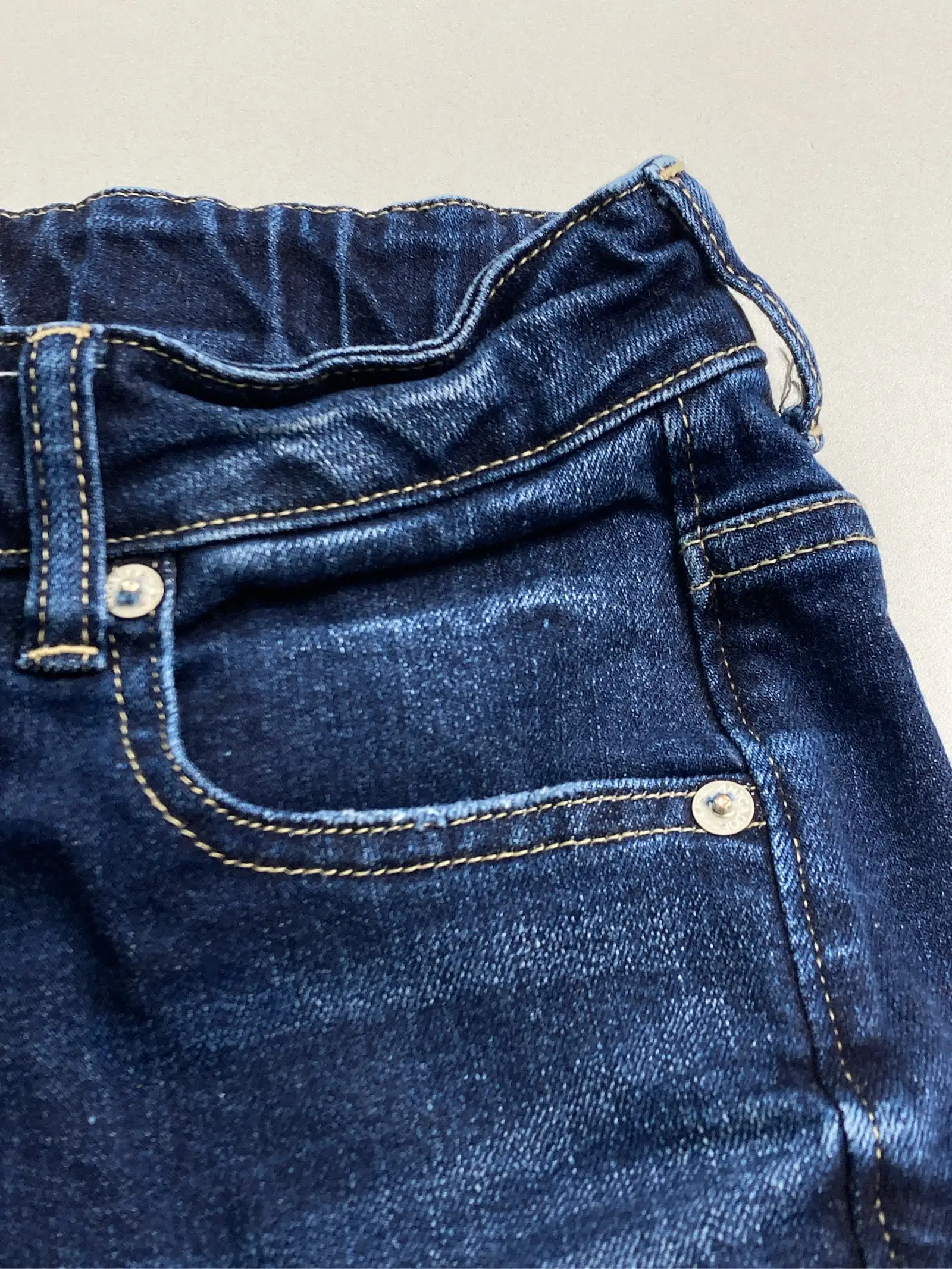 https://r2-worker.digdig.jp/product/e8115855-c46e-4113-ba82-85b3f381c647/05e0de74-ad70-4b70-a2e7-b2c0738bfecf