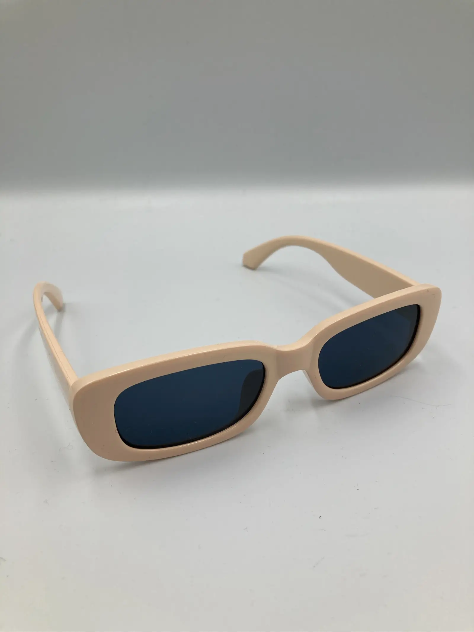https://r2-worker.digdig.jp/product/e81fc6ae-ec21-4199-a13f-2c6f193ae422/4019f03c-0c38-4d58-8038-03ed4eb9fa0c