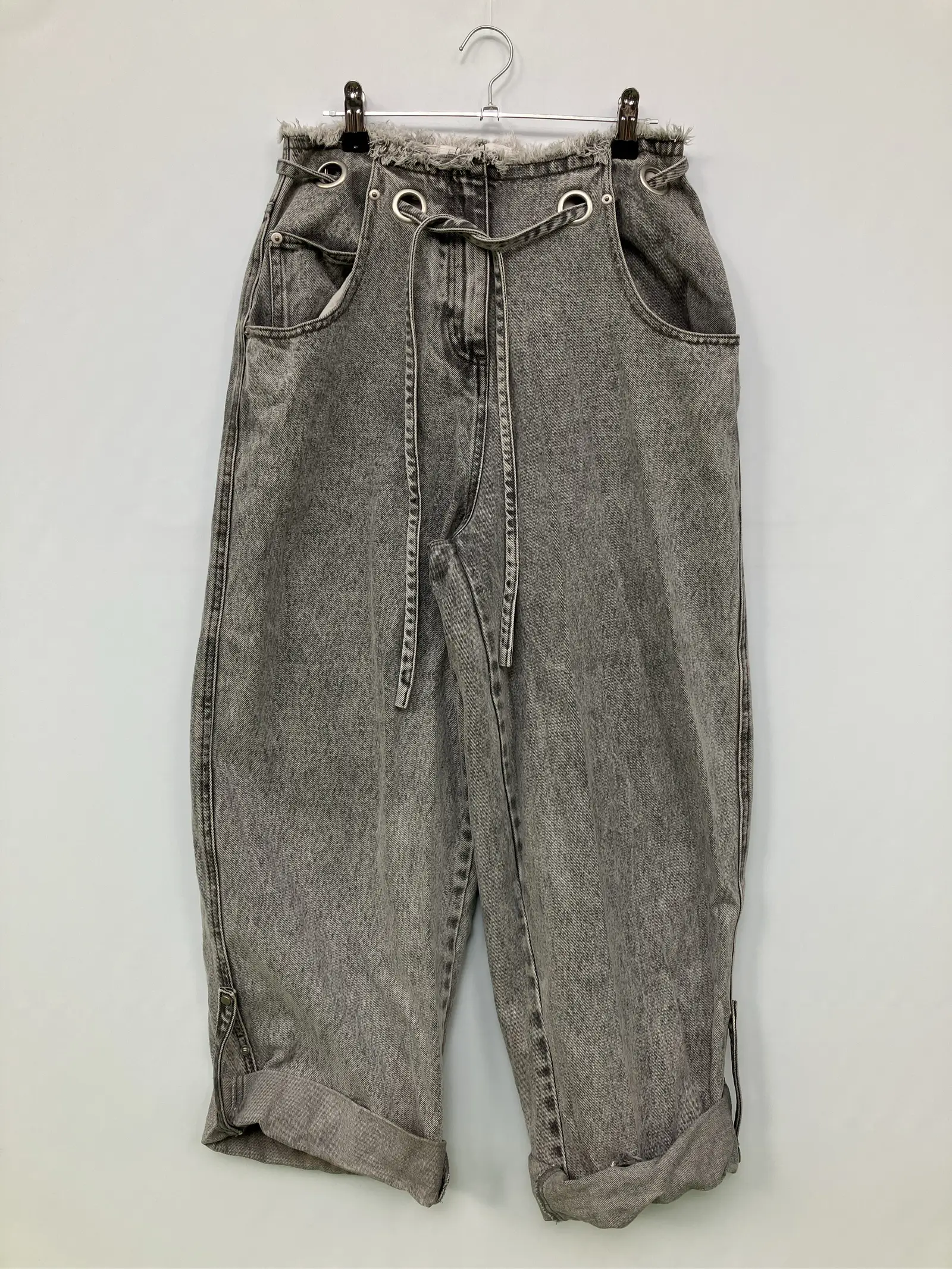https://r2-worker.digdig.jp/product/e82afb5b-913d-4297-9558-b716fcb4acce/7bdb0c08-d32d-4edf-8683-e2f2fa0a8a9a