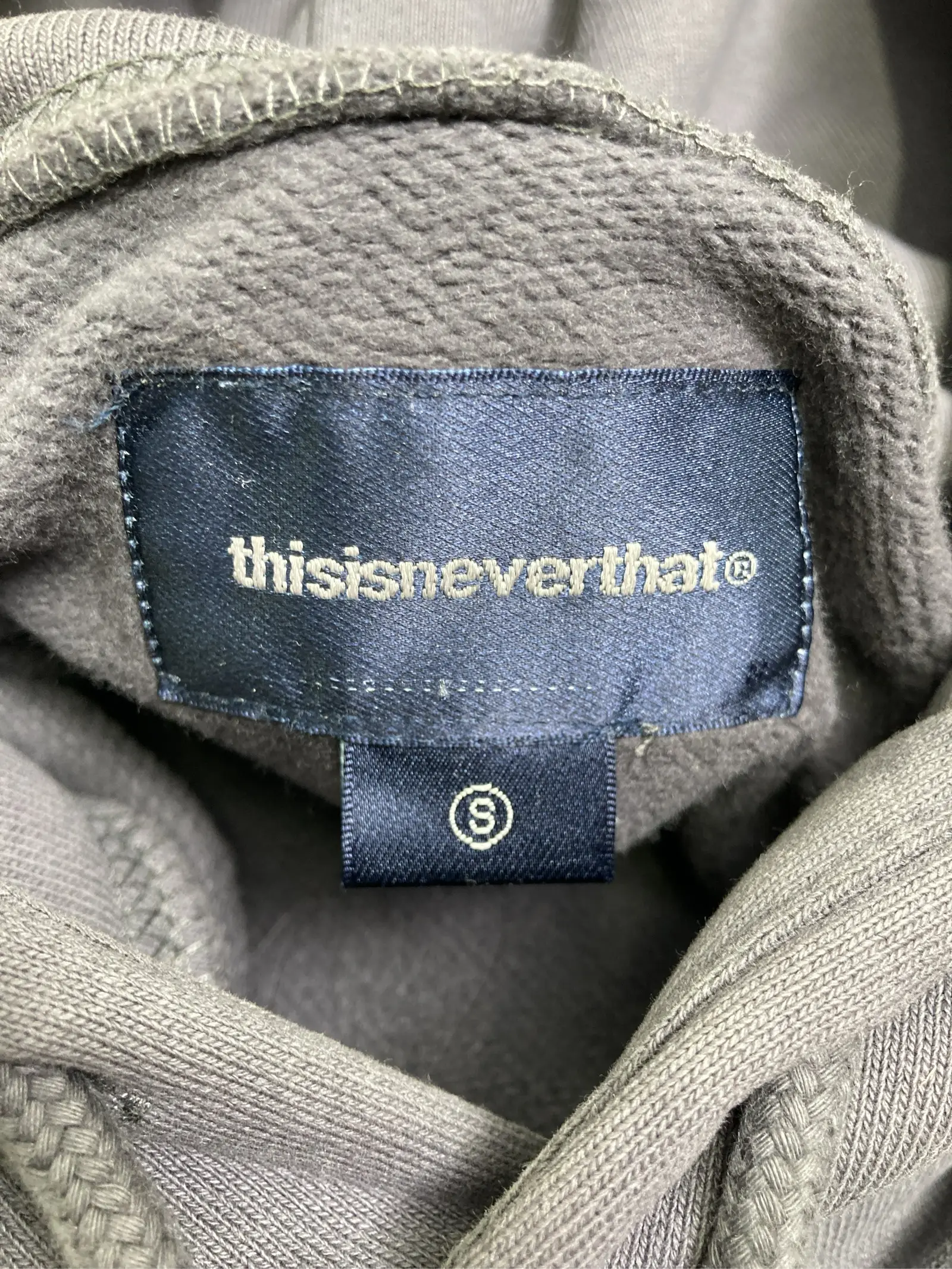 https://r2-worker.digdig.jp/product/e868524b-ed2a-4605-ba1a-07ebcef471cd/3907797b-7c43-4194-a683-53503a5023fe