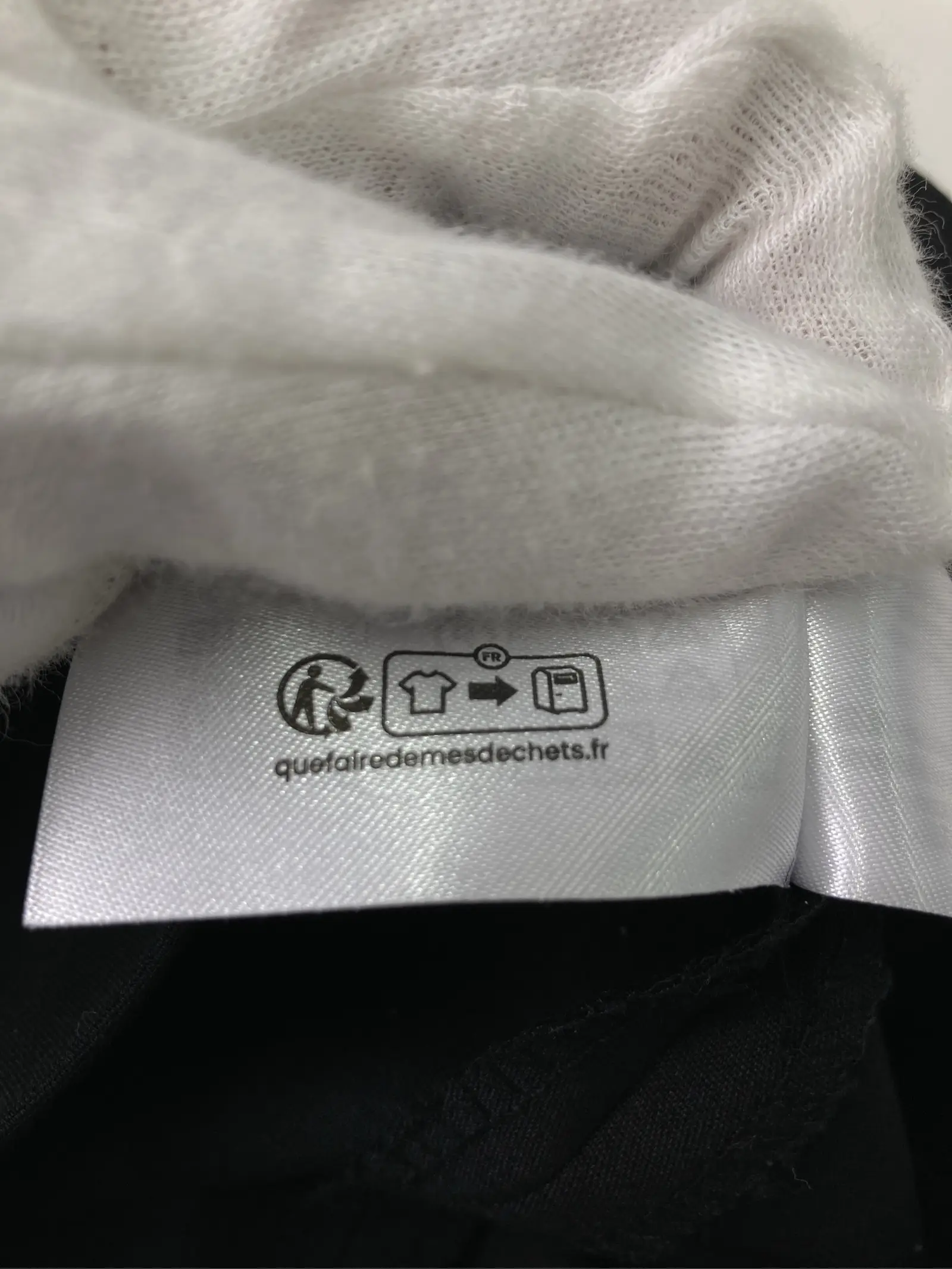https://r2-worker.digdig.jp/product/e8a13114-46d4-46d2-b414-bceeba200dce/811436c2-7583-464d-a394-dd33bd110549