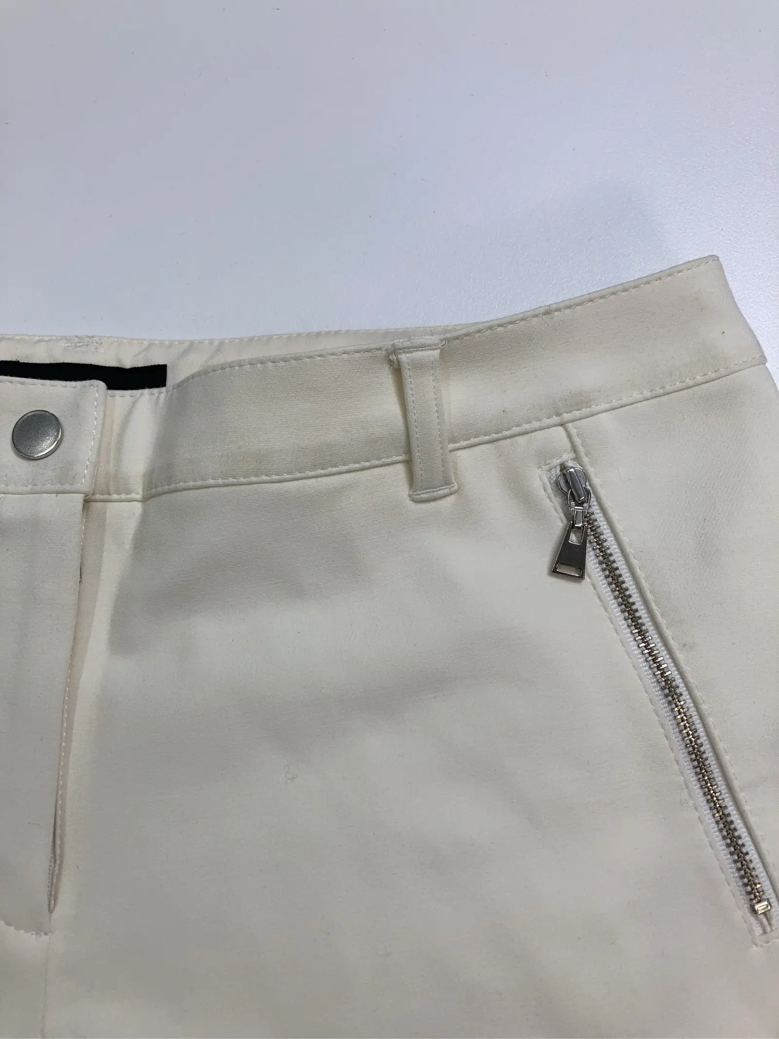 https://r2-worker.digdig.jp/product/e8b0bb0a-28c5-4488-b220-abae9fa04fe0/cff3d896-b737-4837-832a-a038afff1c67