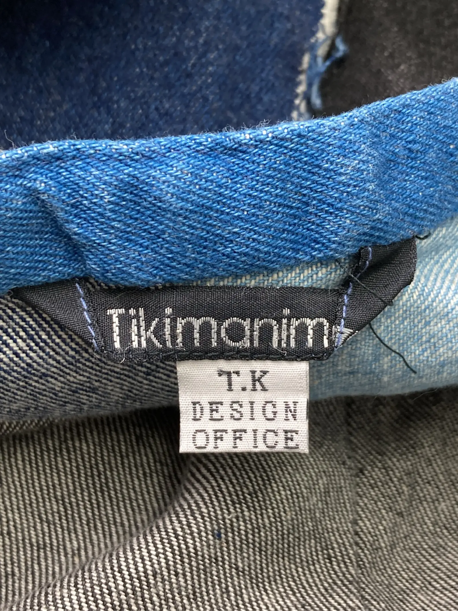 https://r2-worker.digdig.jp/product/e8b0c84a-561a-4574-bb25-a2b2a8a2f32d/e341a39f-8567-4ce5-b88e-c2b4c3b606e2