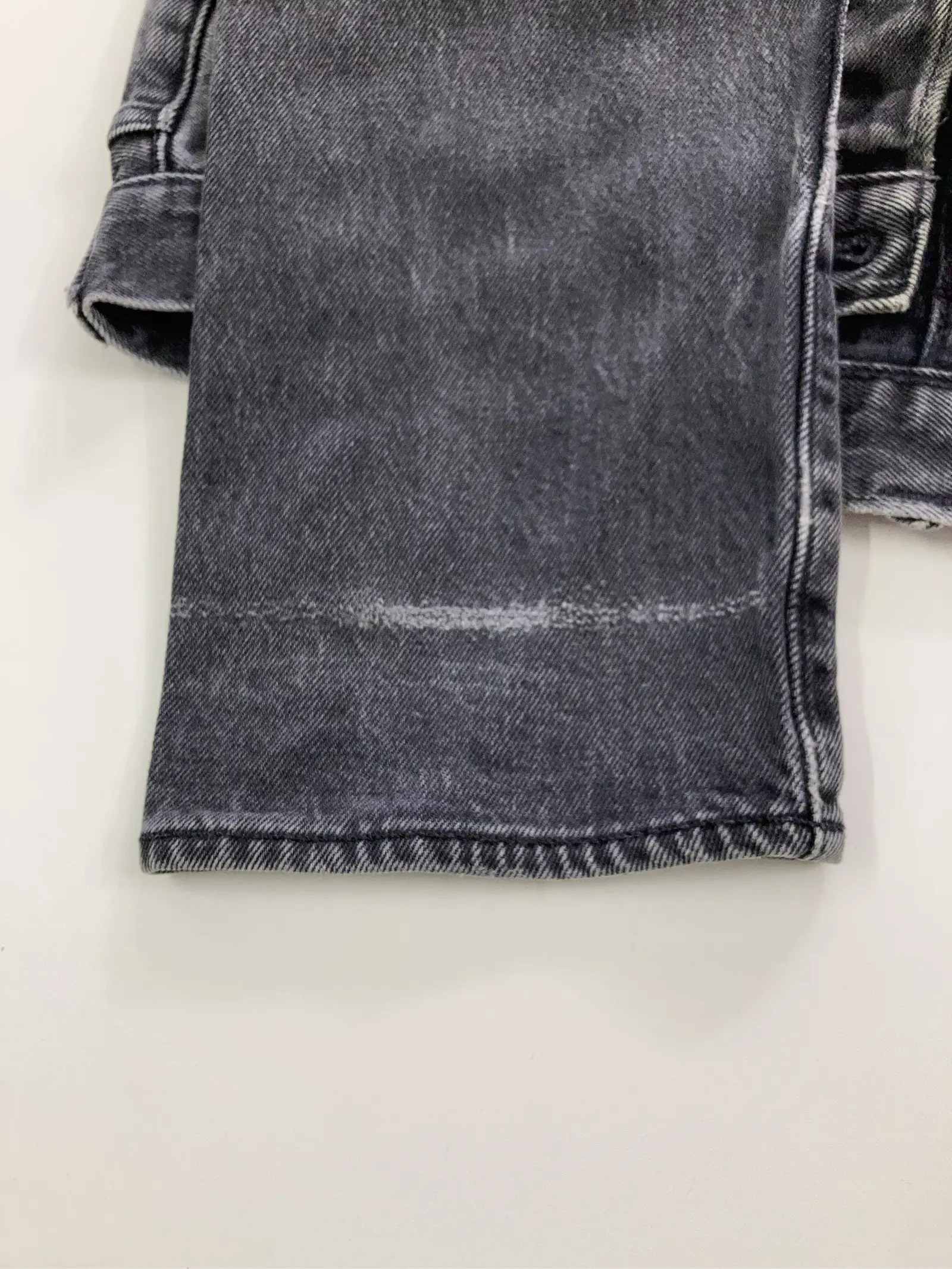 https://r2-worker.digdig.jp/product/e929fc88-41b2-4b12-8107-0dd35d3a80a7/03c48a09-e27d-4b27-b9c1-01304ac6ae22