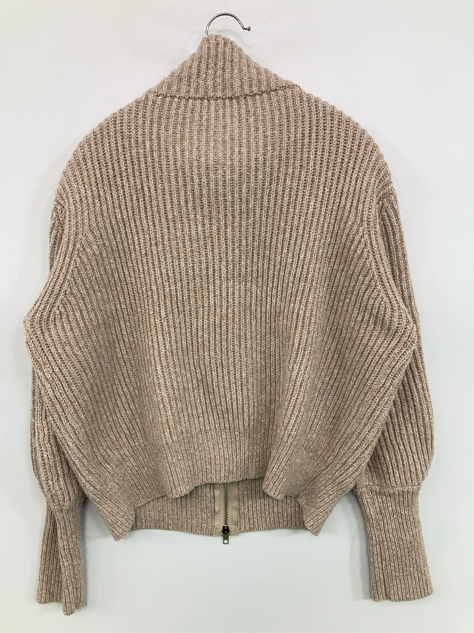 https://r2-worker.digdig.jp/product/e99203b0-a23f-4a21-9615-7fd904a1a1e2/16050030-e2ca-4070-ae5d-c781bb21c0e4