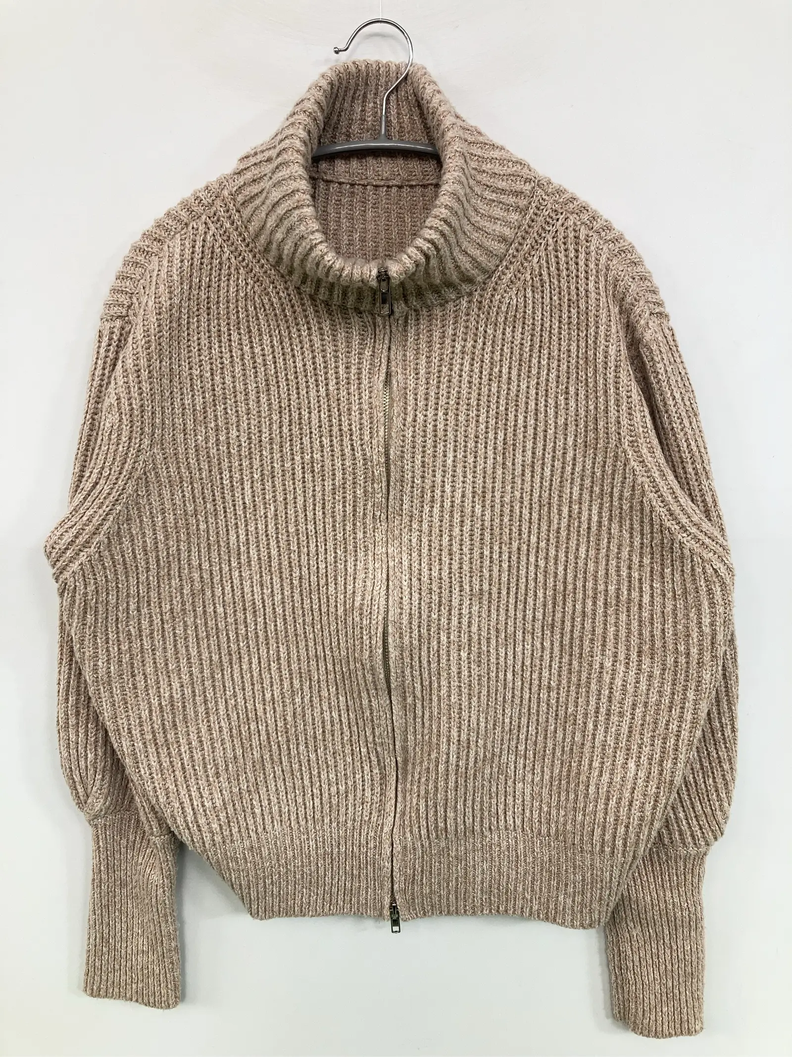 https://r2-worker.digdig.jp/product/e99203b0-a23f-4a21-9615-7fd904a1a1e2/9350a2b6-eec2-42a5-a3e5-5828cfac8b7c