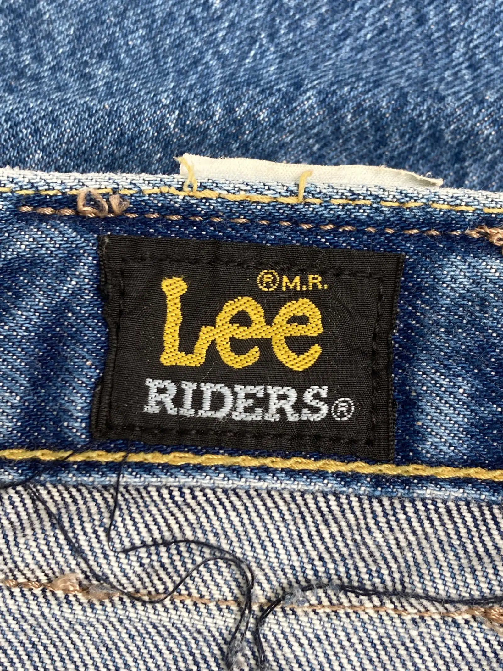 https://r2-worker.digdig.jp/product/e9961658-8a47-4d88-bba6-3a1bde86d625/d6021391-8cd9-4157-9ce3-114771eac317