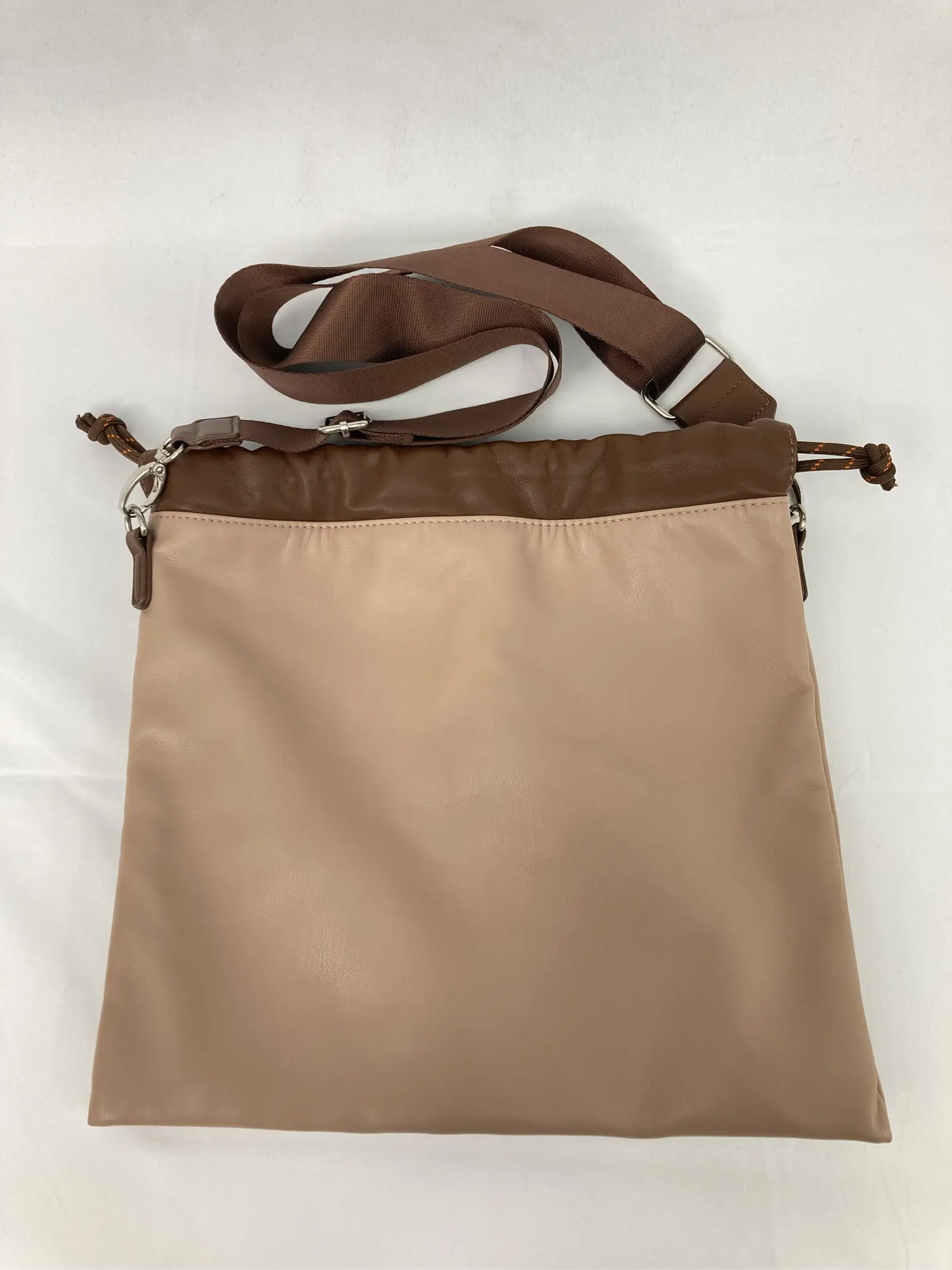 https://r2-worker.digdig.jp/product/e99cefc3-909c-4108-a68f-4f8669f62026/2df0c91b-e136-4107-ad9a-69d497954ebd