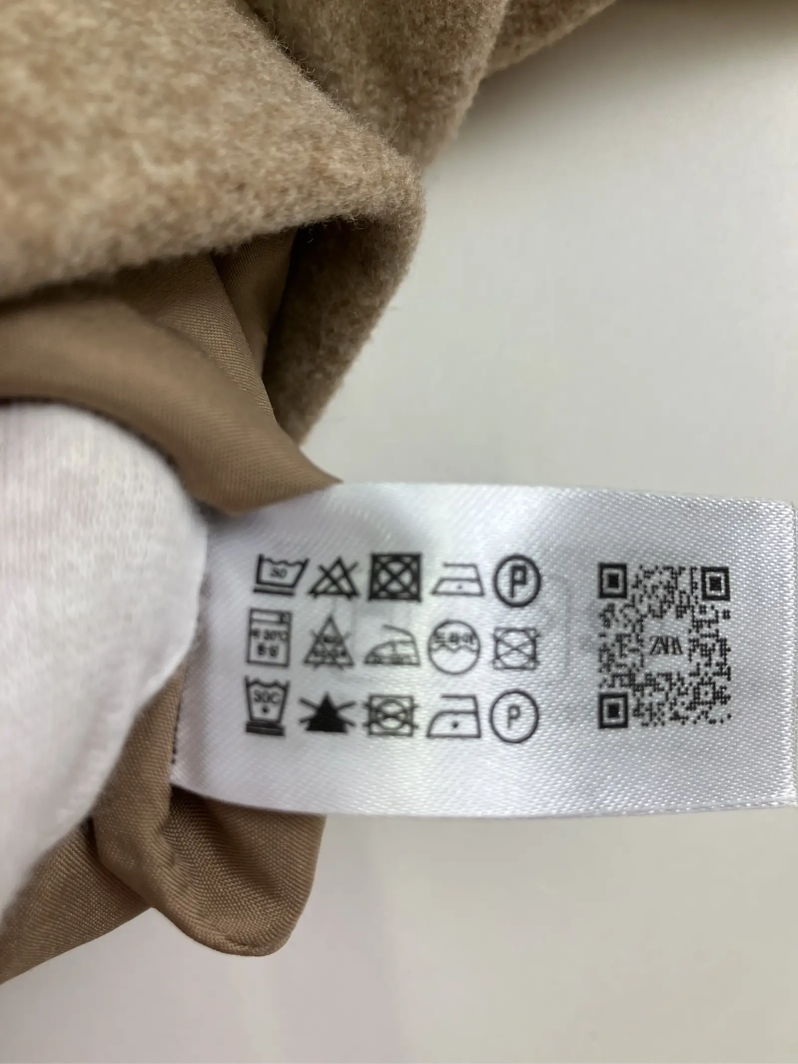 https://r2-worker.digdig.jp/product/e9b44896-2b2e-48f9-bd05-e7a421eac127/74094cec-ec41-4b3b-a99b-202cddf61392