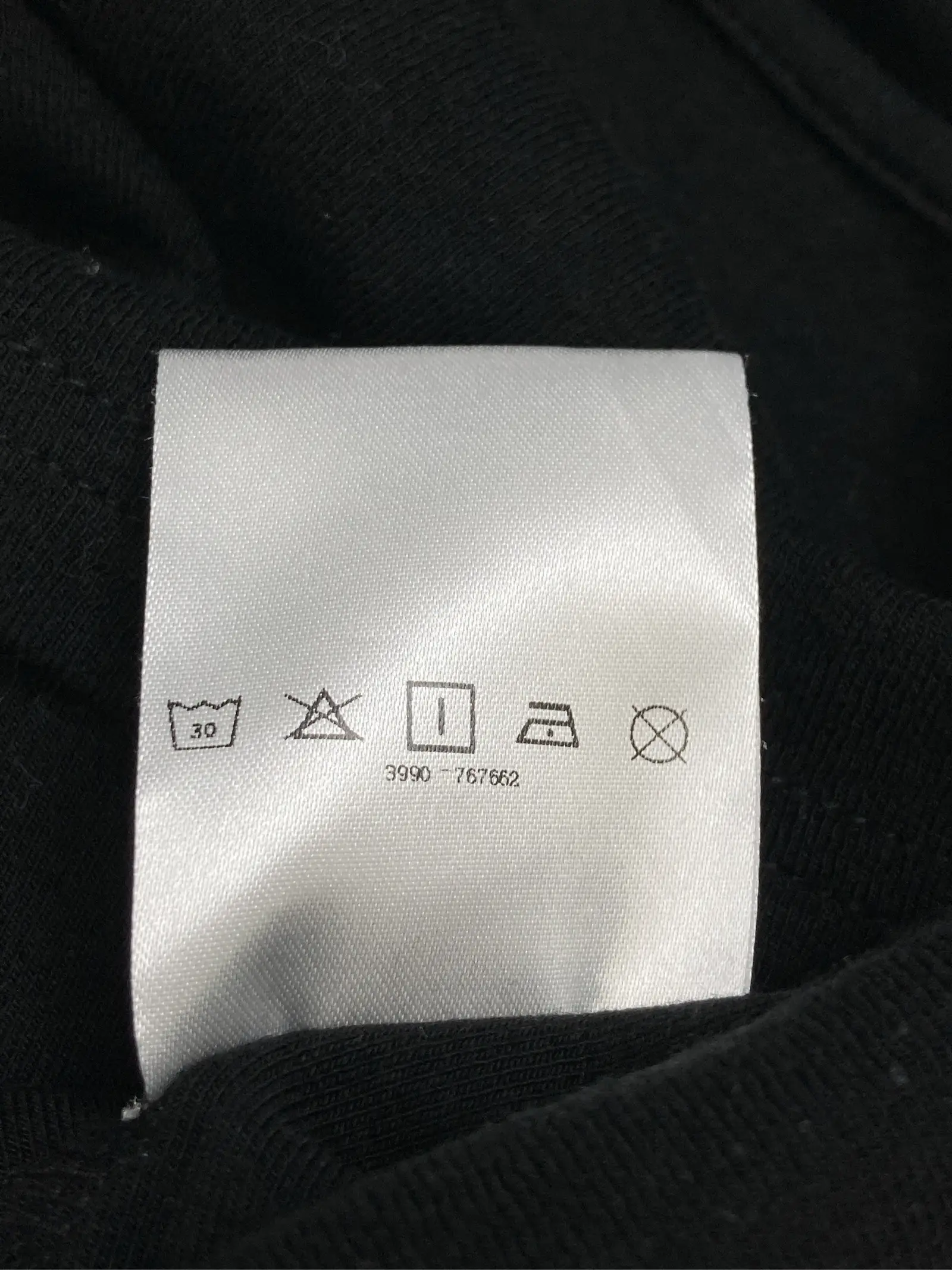https://r2-worker.digdig.jp/product/e9cb01d5-19e3-4e6f-bab0-6b659d8bc296/1552f171-1041-47e5-857a-e2a5d2a97247