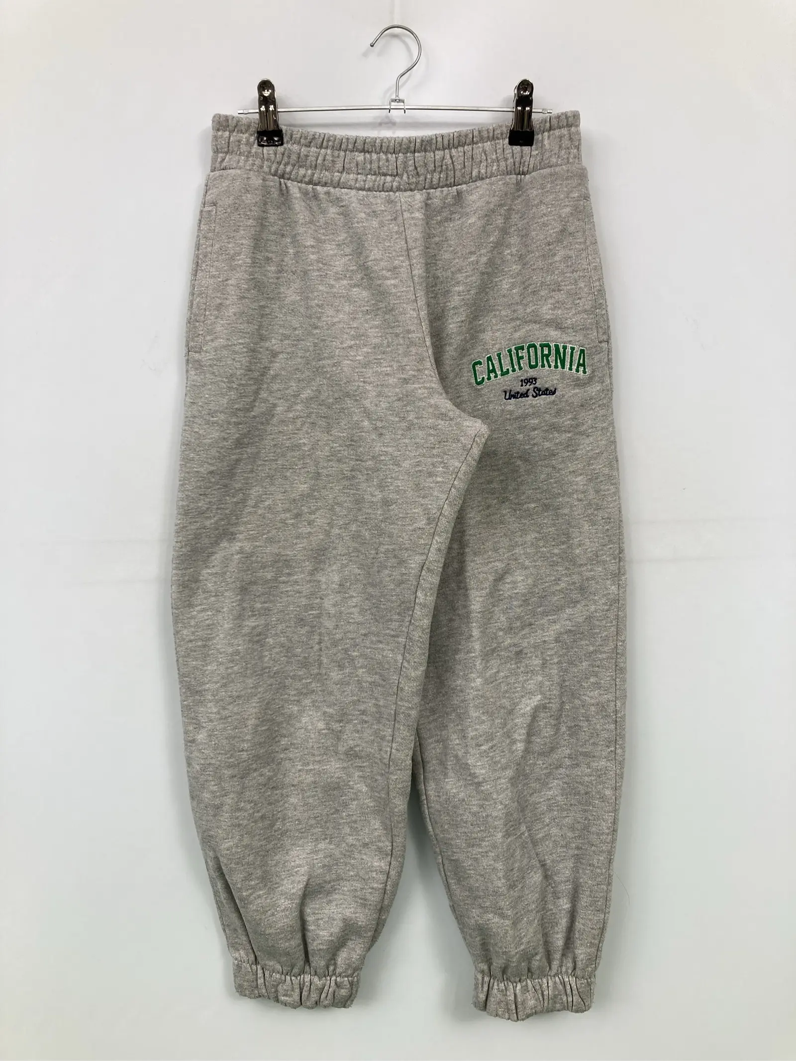 https://r2-worker.digdig.jp/product/e9cbadec-10ae-4ec7-a9cf-61c1d6ba8fd2/a44a3d78-4174-4a46-8394-1f431b791819