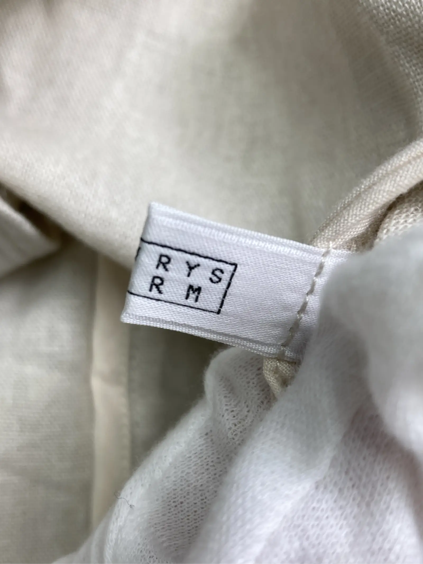 https://r2-worker.digdig.jp/product/ea122e1b-63da-4eb4-86aa-48e794d4986d/91eb581f-9f4d-4584-bf39-58c53a1a79c2