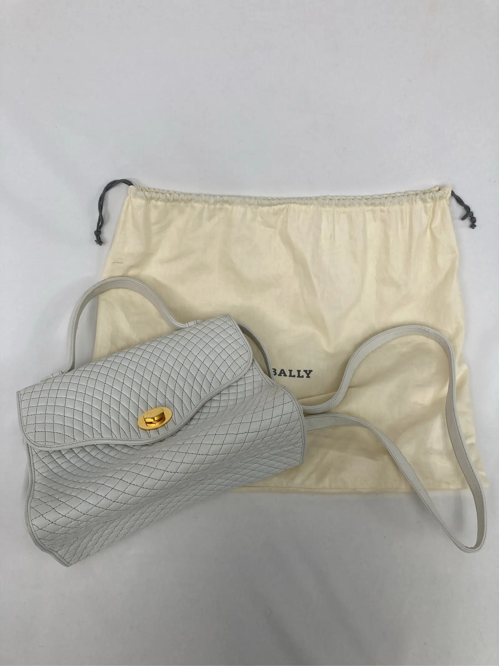 https://r2-worker.digdig.jp/product/ea134204-aa3a-4092-a456-b7cb5ffa124b/2bb0e976-8101-4e82-9b7a-33d898c453b0
