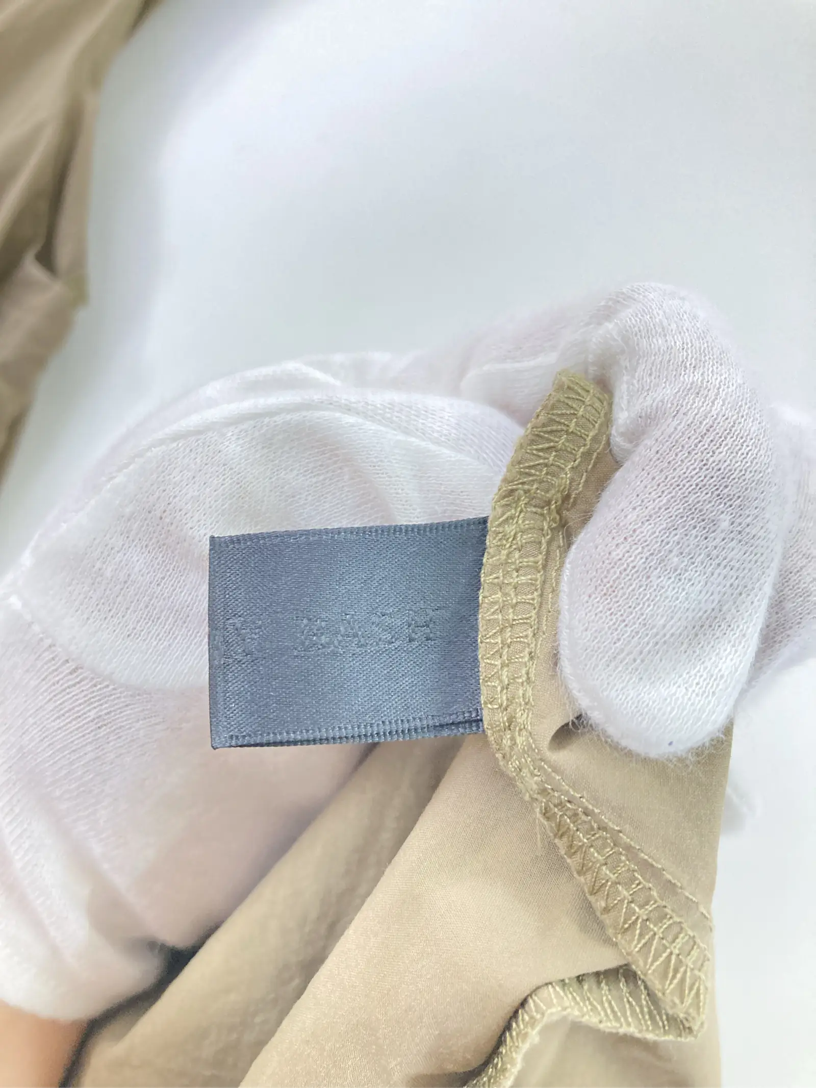 https://r2-worker.digdig.jp/product/ea6eb97b-ccf9-4233-81eb-4a64a317b16f/0d9a7ec6-7c46-4602-bf34-d782af91b224