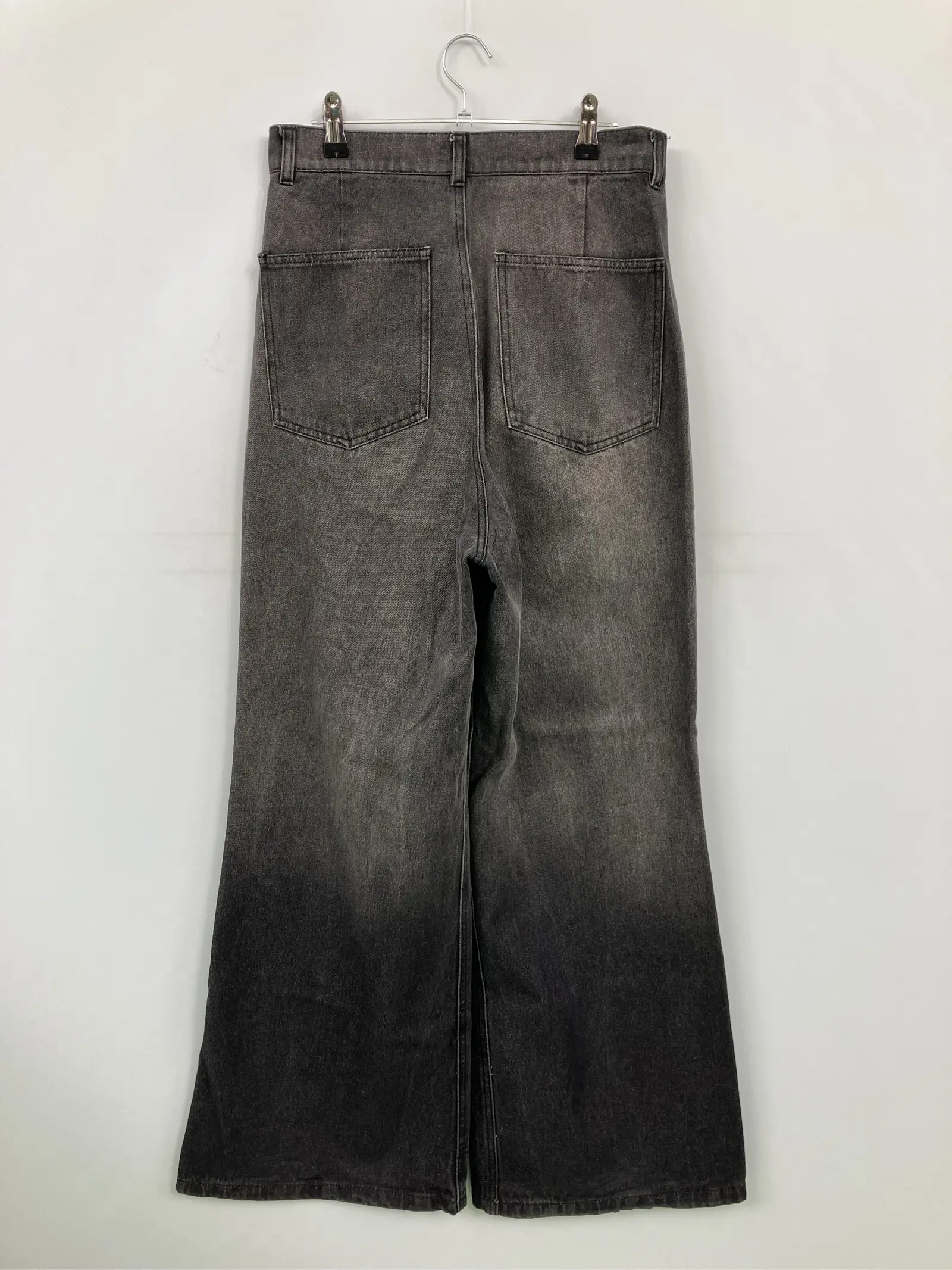 https://r2-worker.digdig.jp/product/ea7e95bf-e550-4f50-a8a5-de6da1df0bd0/d8a664f2-a7fb-4dbe-ad43-f22336731ac5