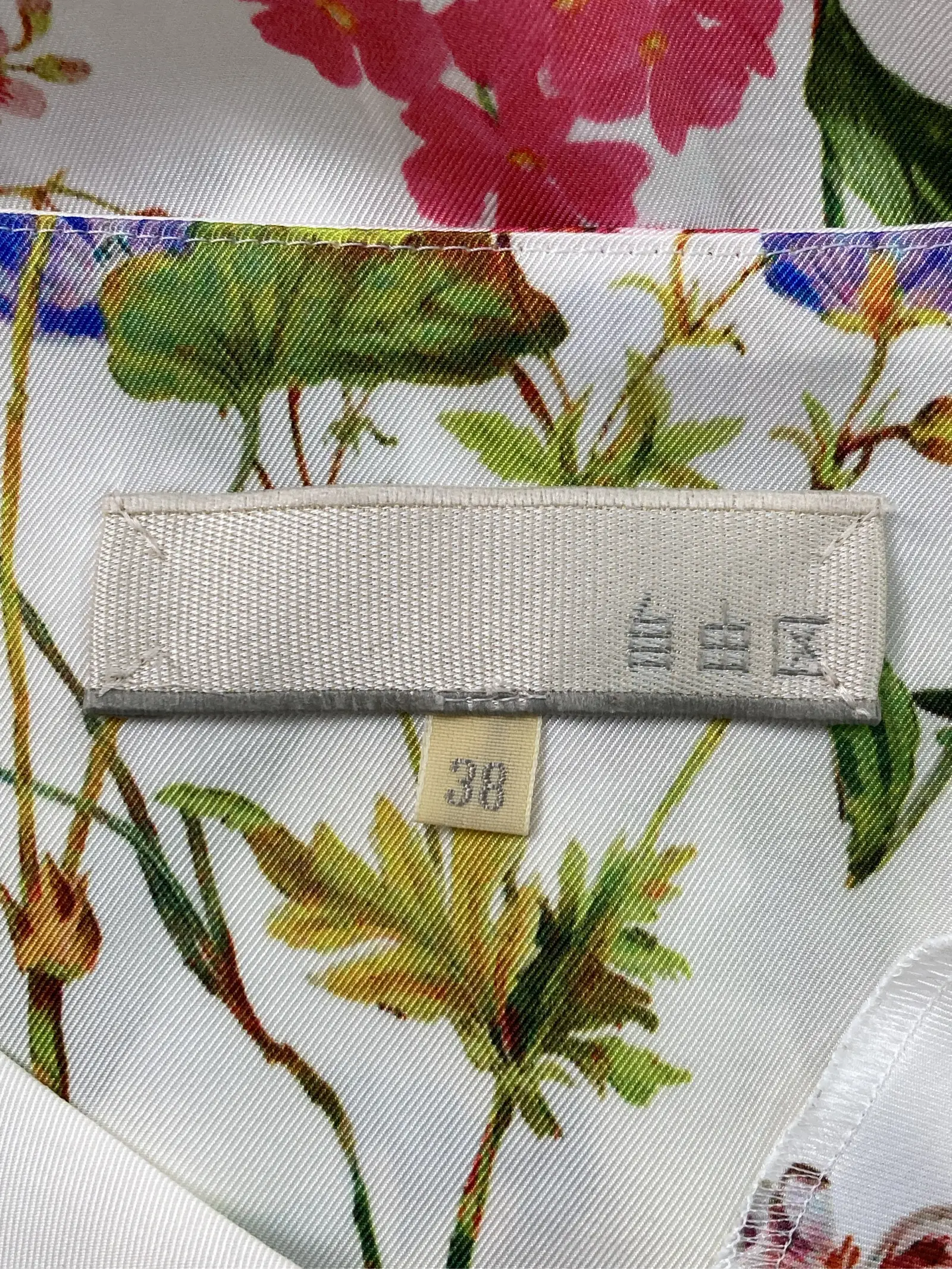 https://r2-worker.digdig.jp/product/ea98e0fe-b5cc-458d-b0be-22541b30aad7/22725515-6632-4af2-bd79-42d99e55d5ca