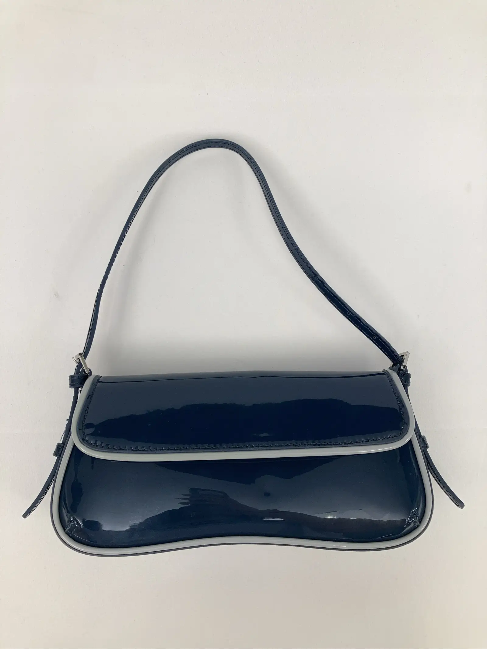 https://r2-worker.digdig.jp/product/eb615b4e-c35d-41ea-a7c8-c2771b656320/2df29714-a5eb-41fd-b8dd-695839486407